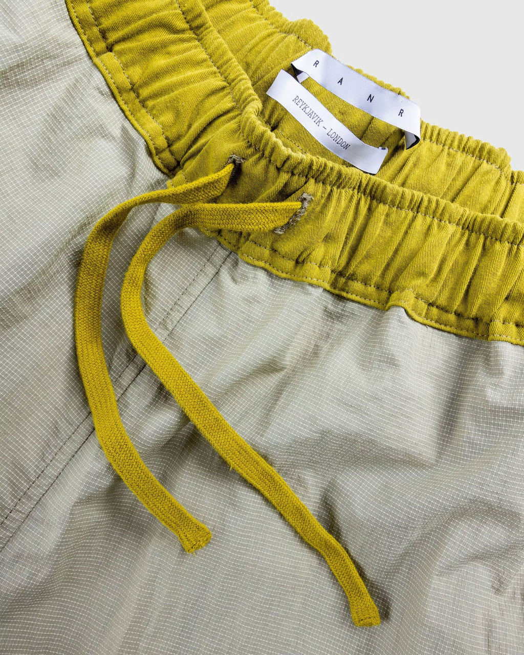 Is Pants Khaki/Gray