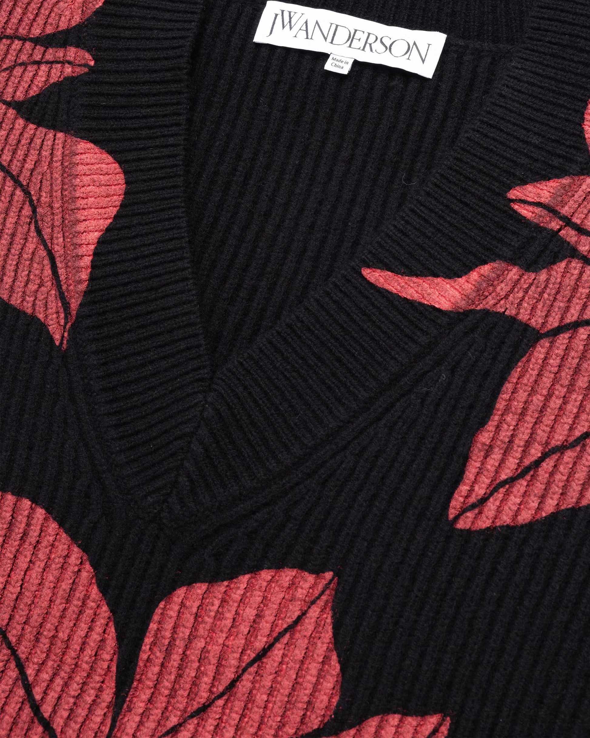Printed V-Neck Vest Black
