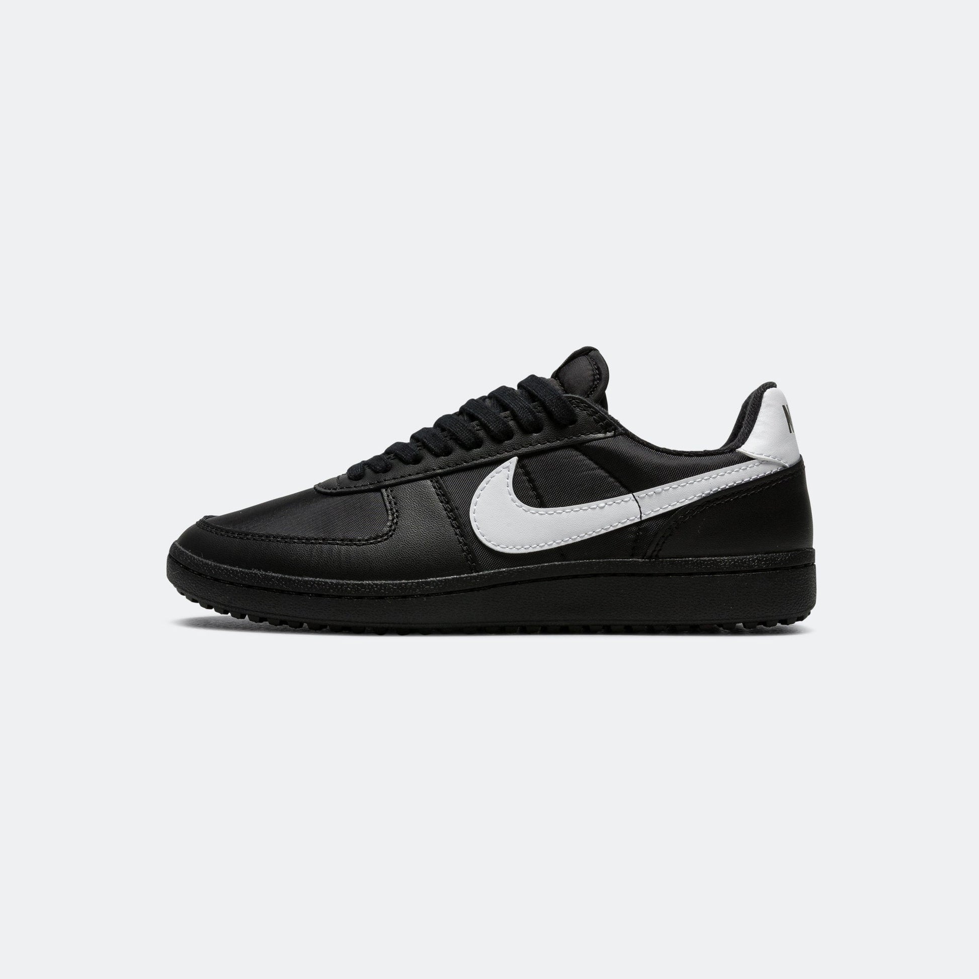 Field General 82 SP - Black/White-Black