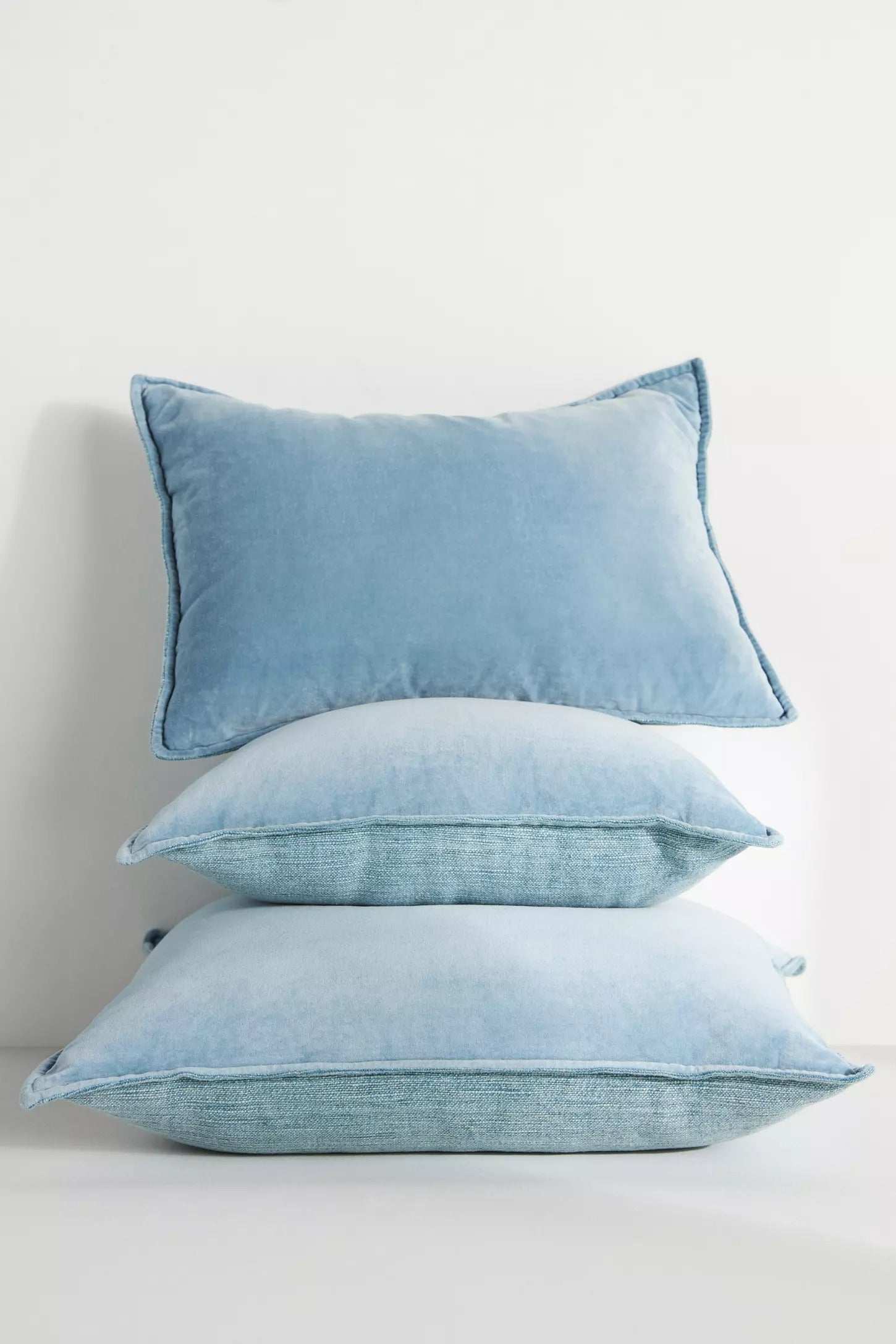 Velvet Trova Pillow - Baby Blue