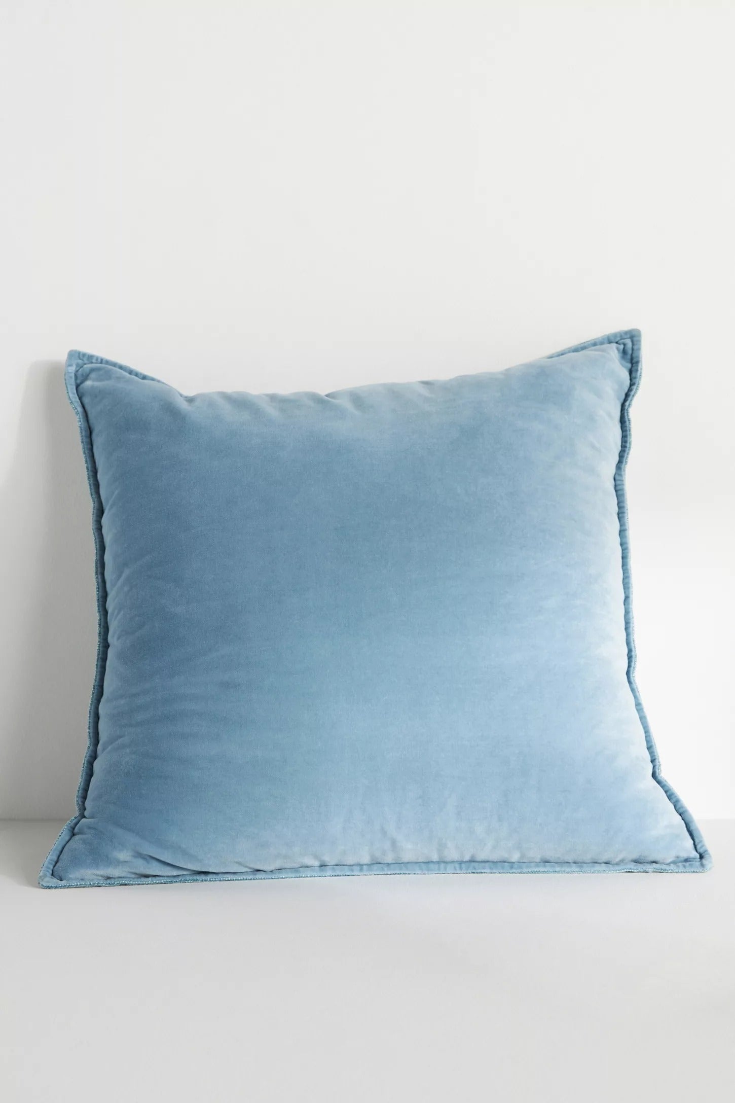 Velvet Trova Pillow - Baby Blue