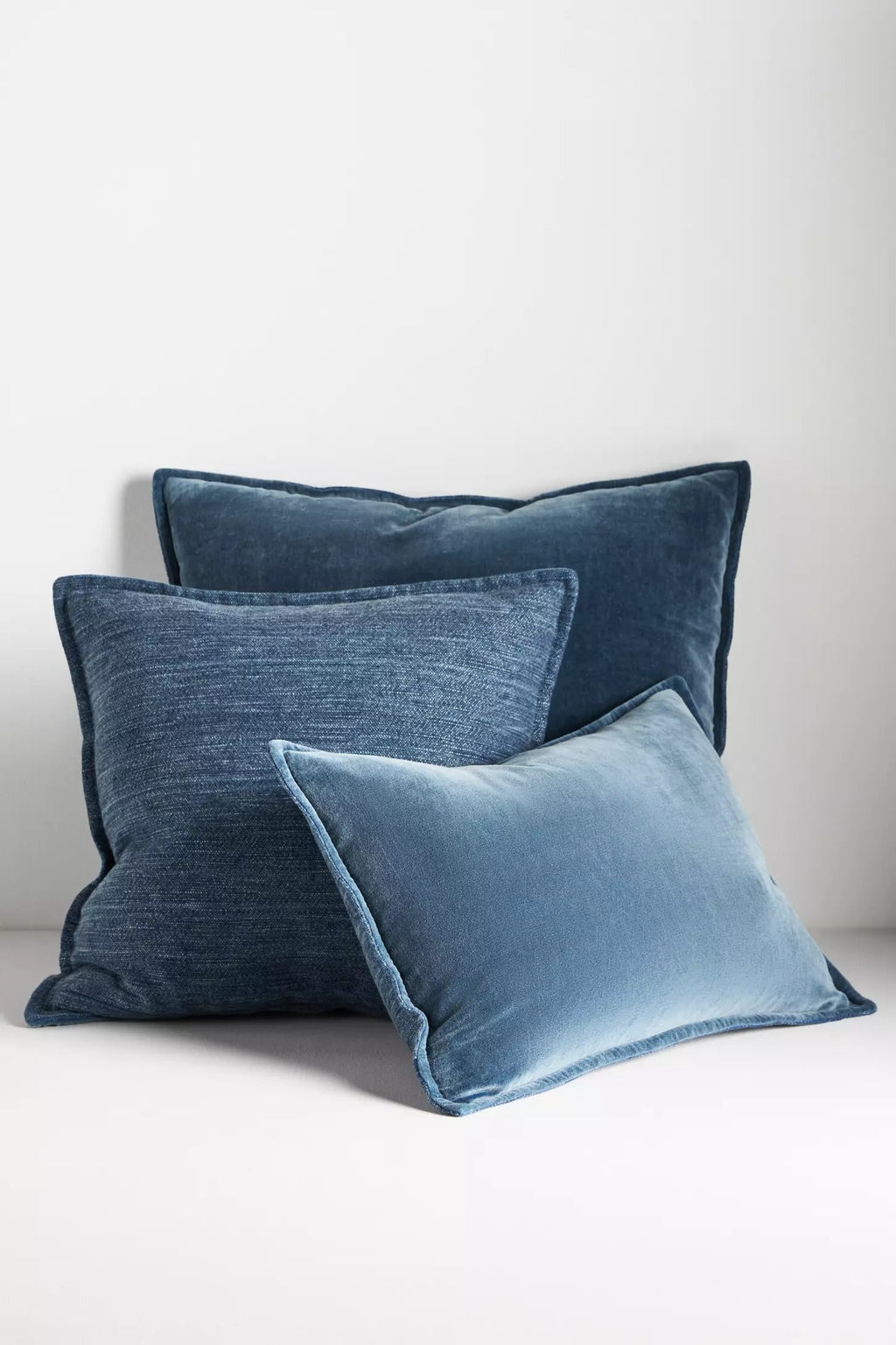 Velvet Trova Pillow - Blue