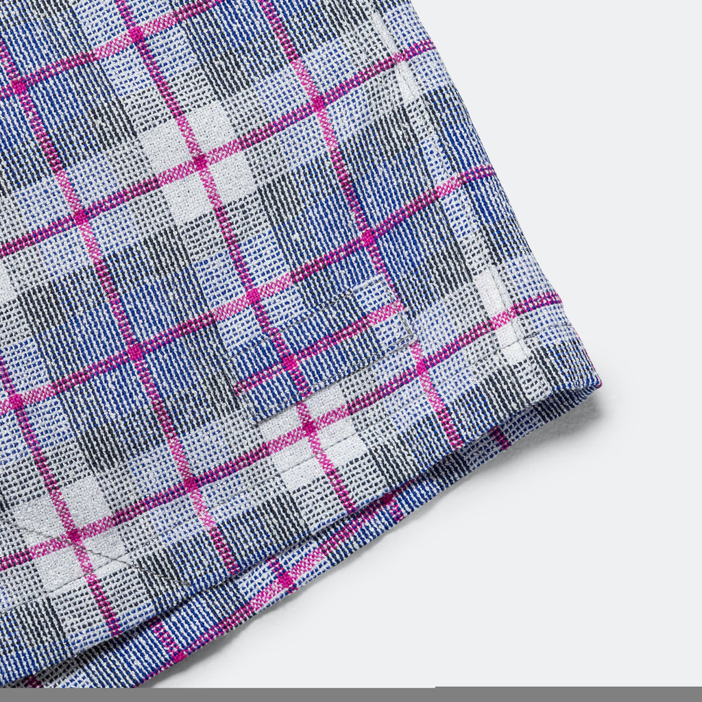 P Short - Blue/Pink Boucle Yarn V. Wool Plaid