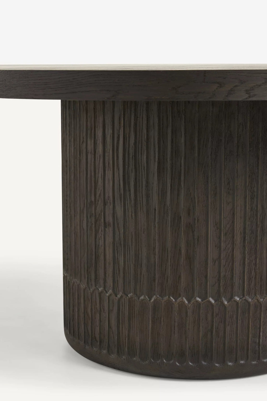 Maru Dining Table