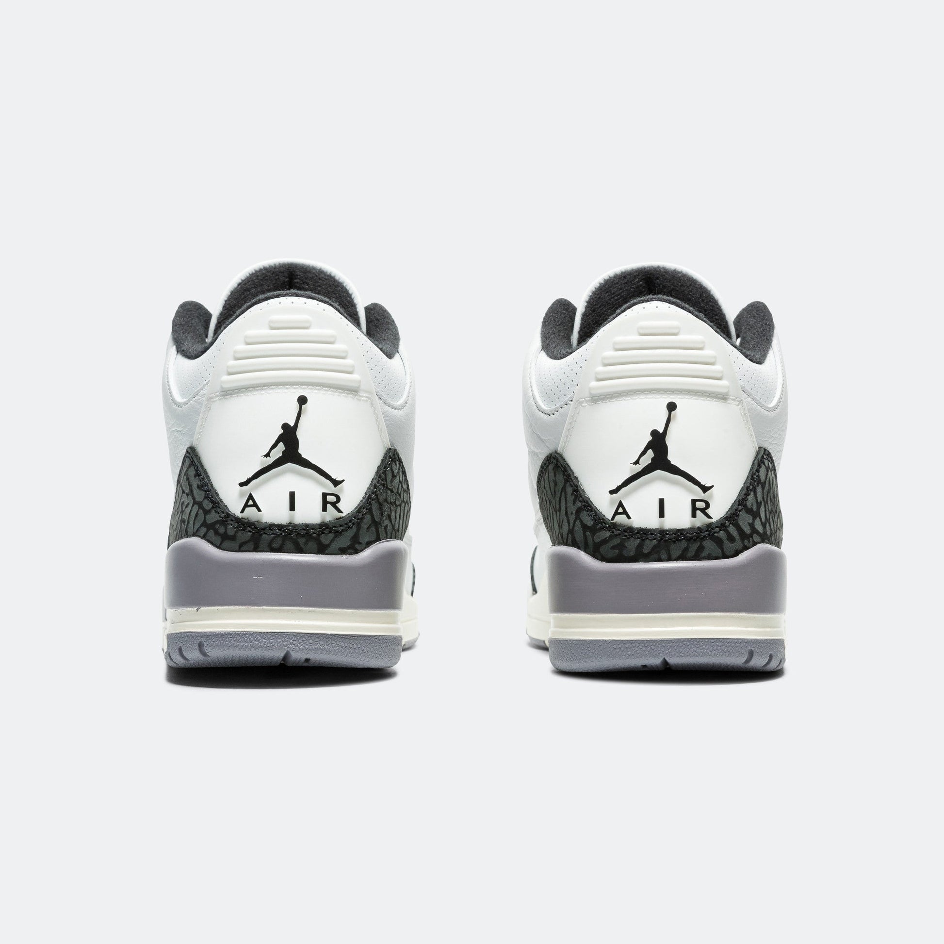 Air Jordan 3 Retro - Summit White/Fire Red-Cement Grey