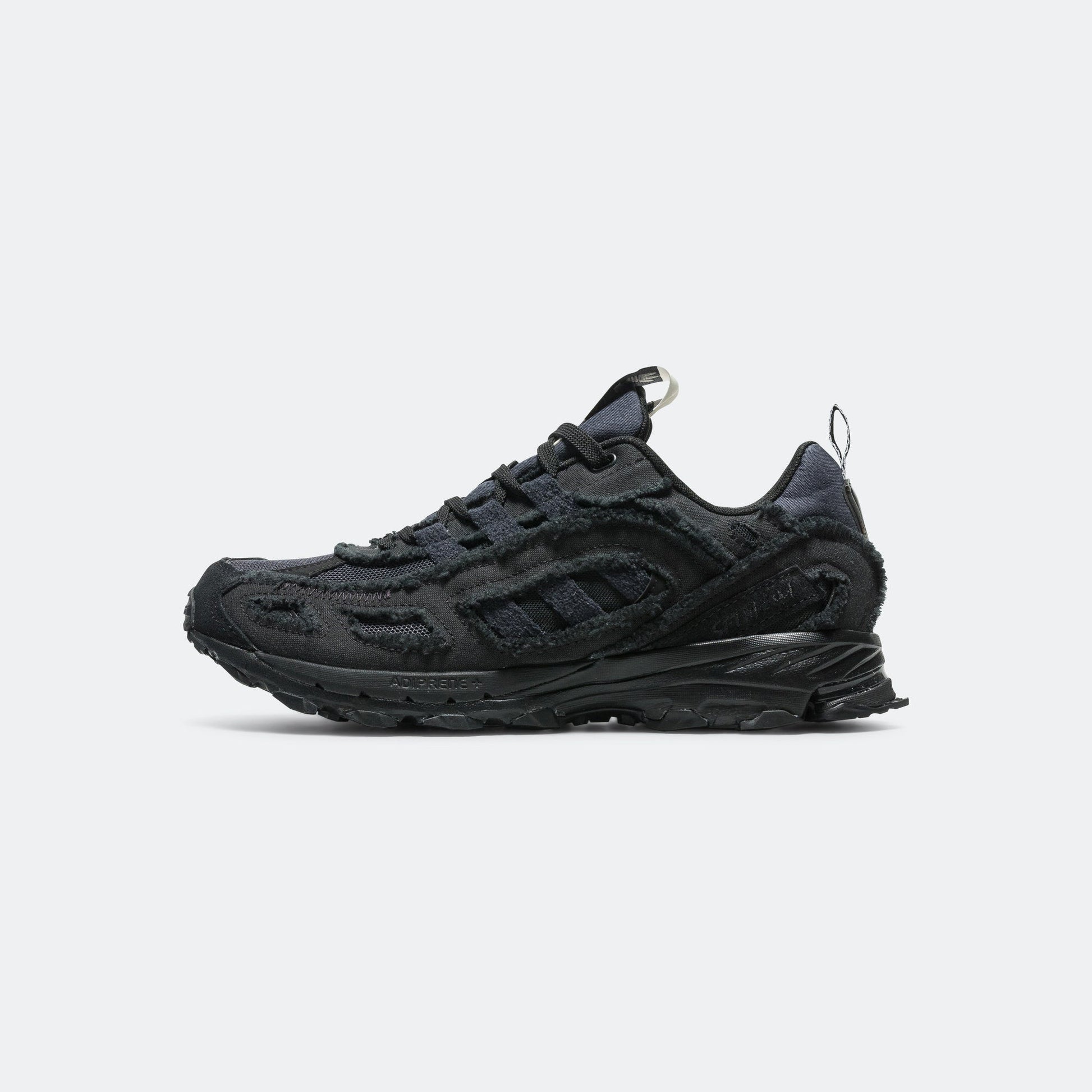 Shadowturf x SFTM - Core Black/Neutral Grey-Carbon