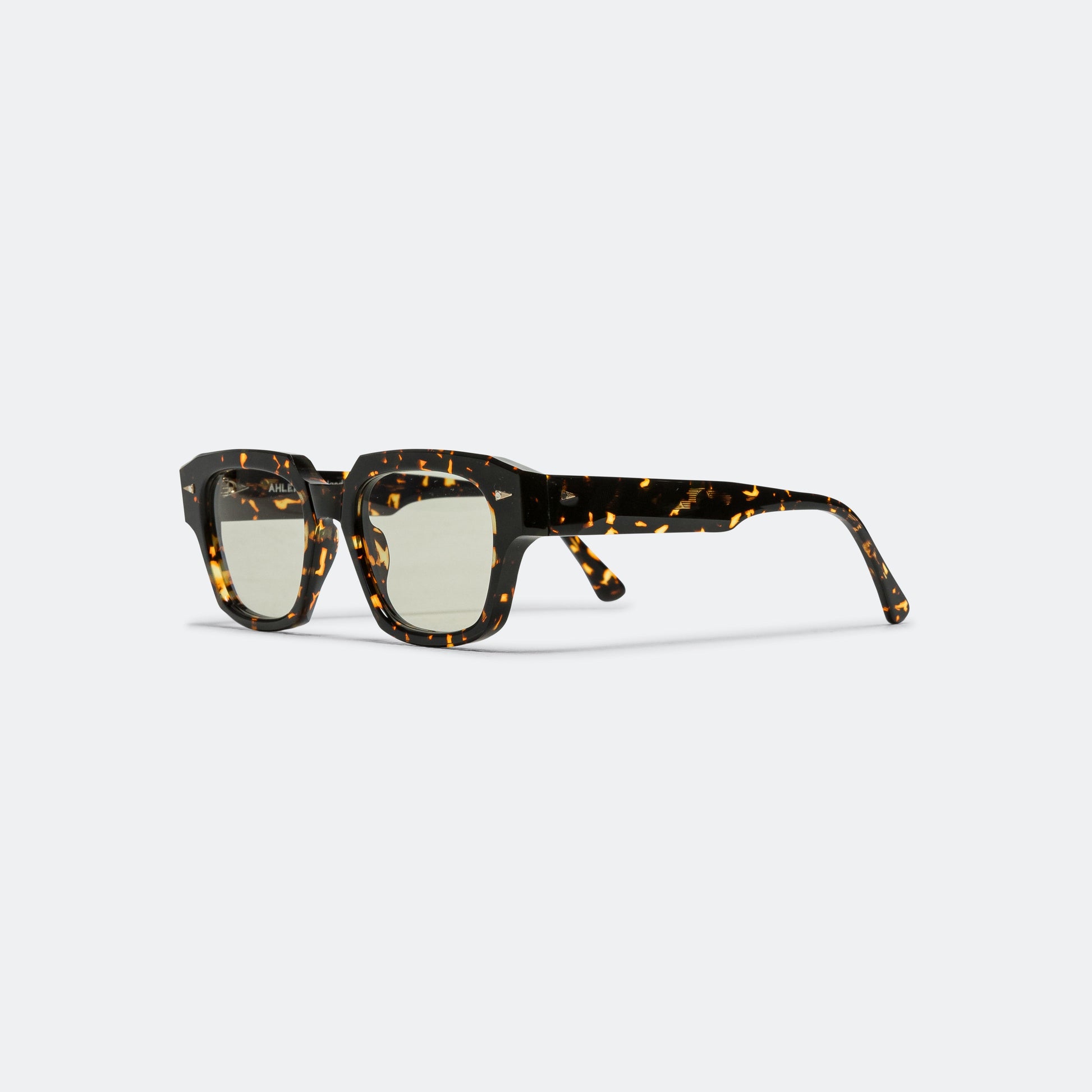 Rivoli Sun 51 - Yellow Turtle/Green Light