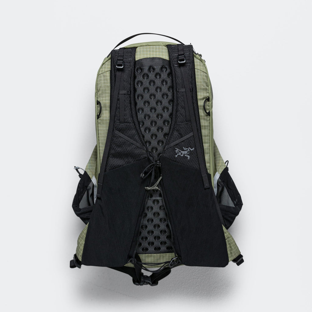 Aerios 18 Backpack - Chloris/Forage