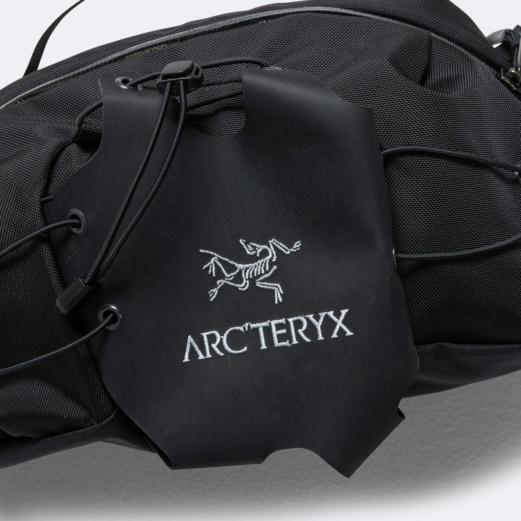 Q5 Waistpack - Black