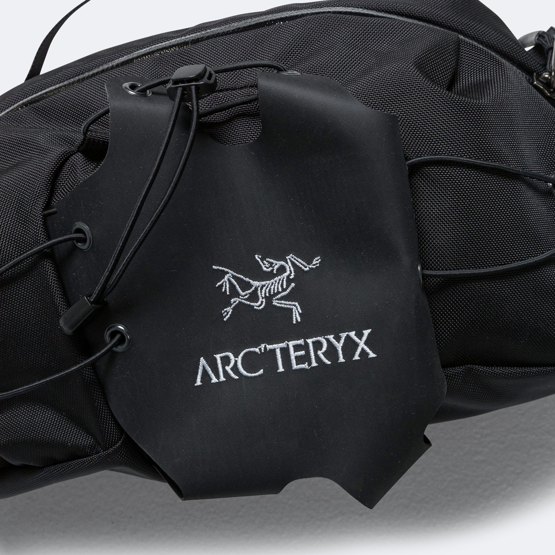 Q5 Waistpack - Black