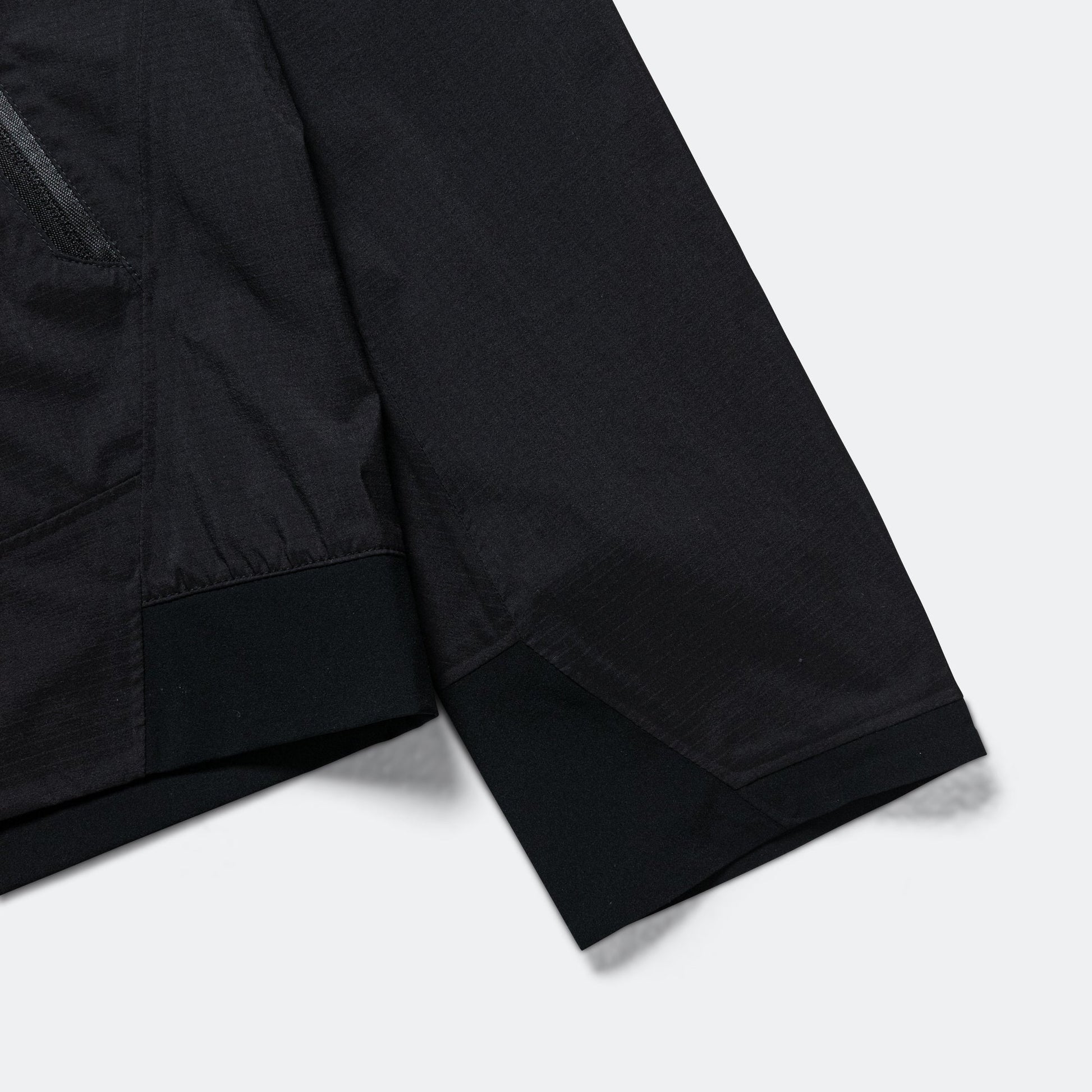 Demlo Hooded Jacket - Black