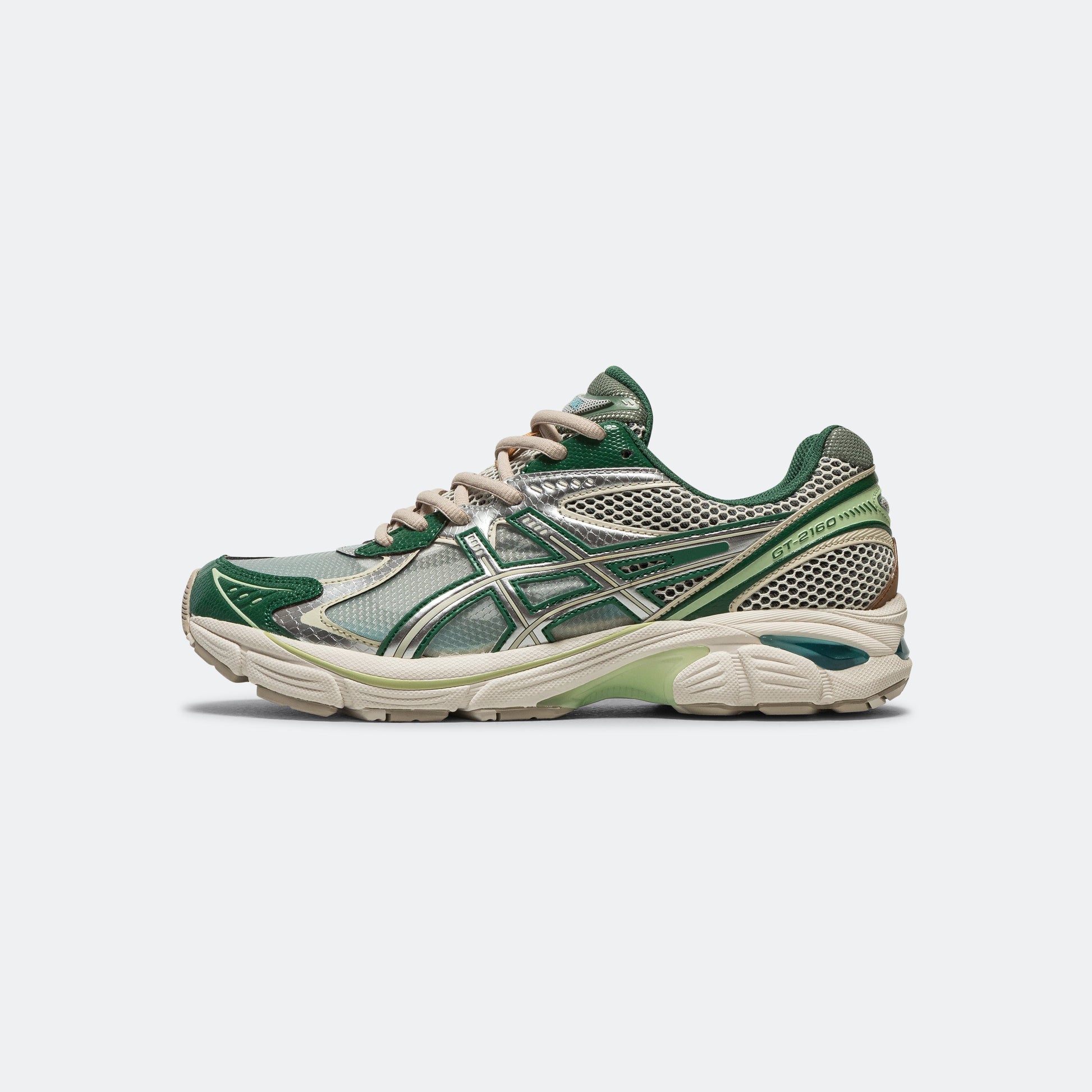 GT-2160 × Above The Clouds - Cream/Shamrock Green