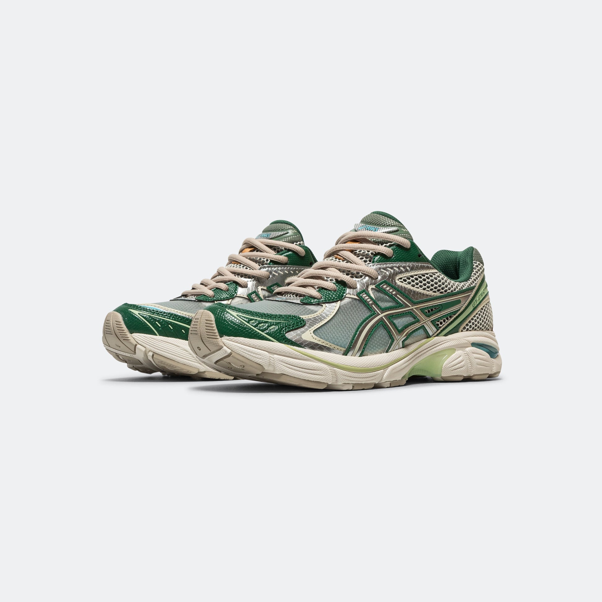 GT-2160 × Above The Clouds - Cream/Shamrock Green