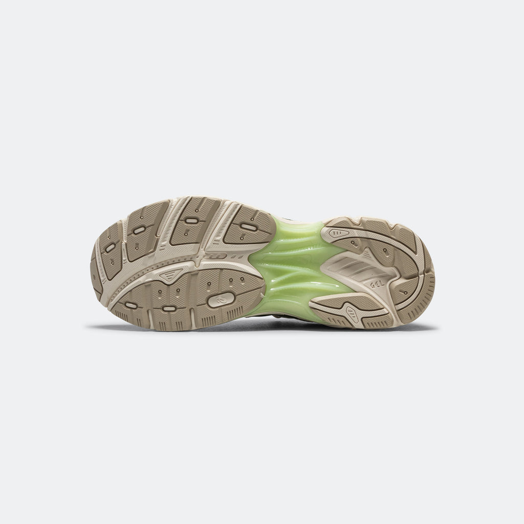 GT-2160 × Above The Clouds - Cream/Shamrock Green