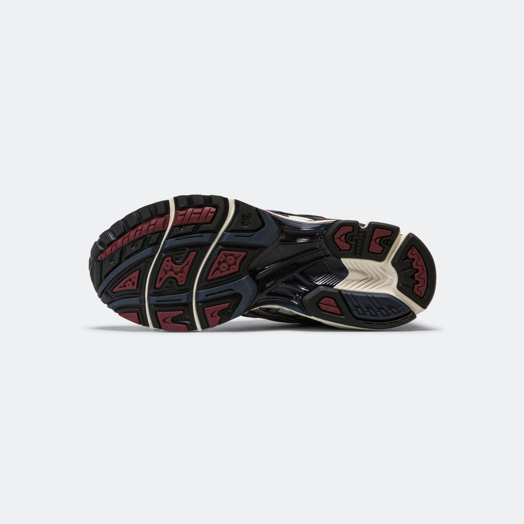 GEL-Kayano Legacy - White/Black