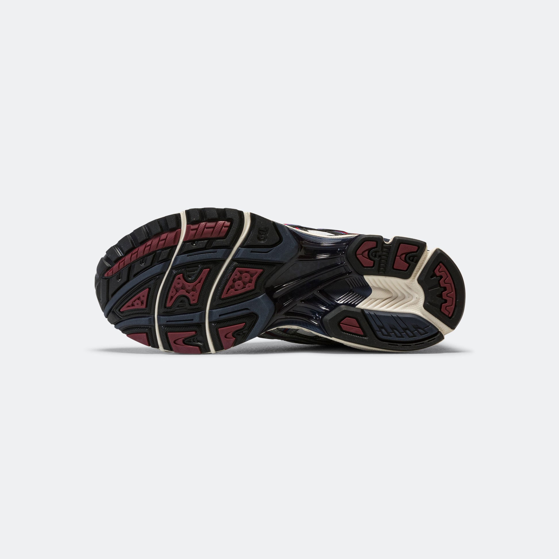 GEL-Kayano Legacy - White/Black