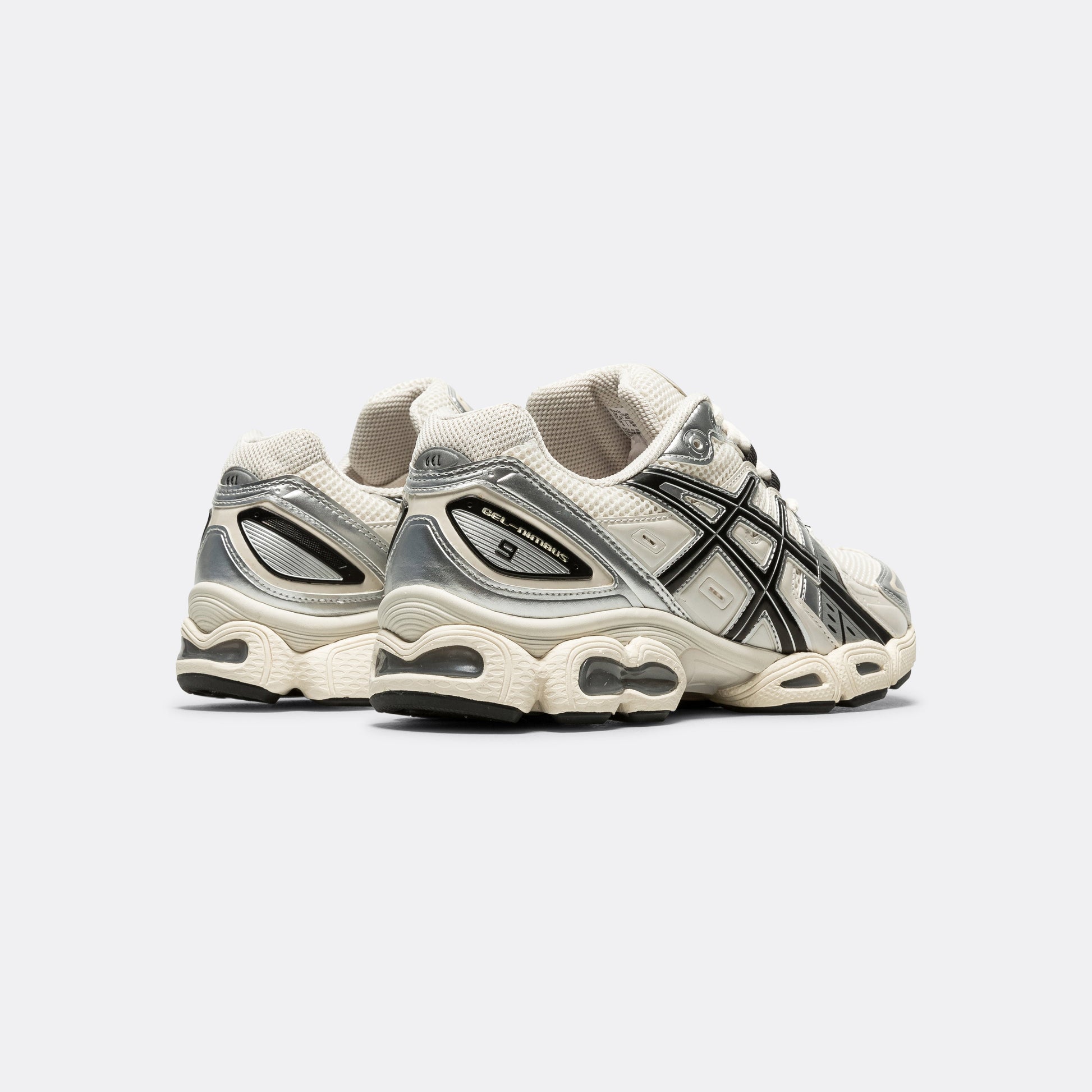 GEL-Nimbus 9 - Cream/Black