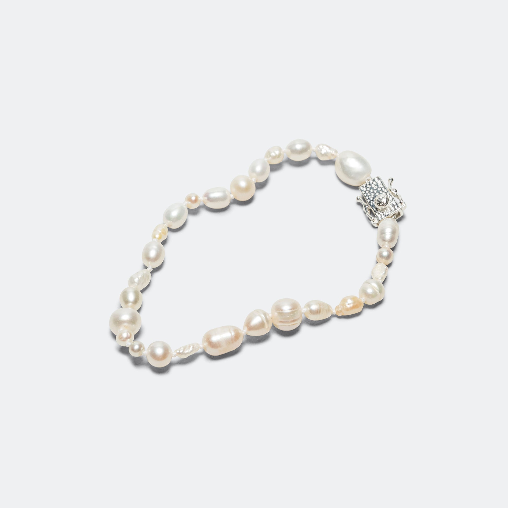 Womens Antique Pearl Bracelet