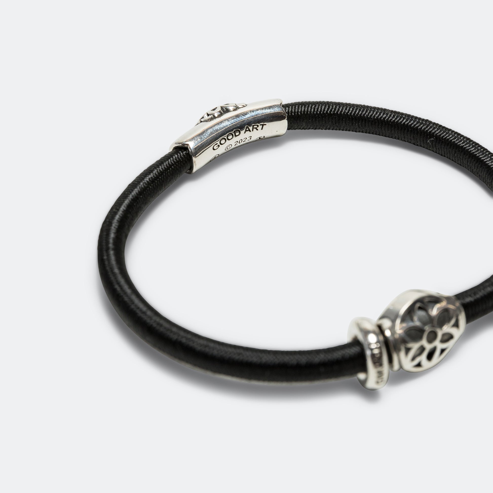 Stretchy Pants Triple Cutout Bracelet - Black - 925 Silver