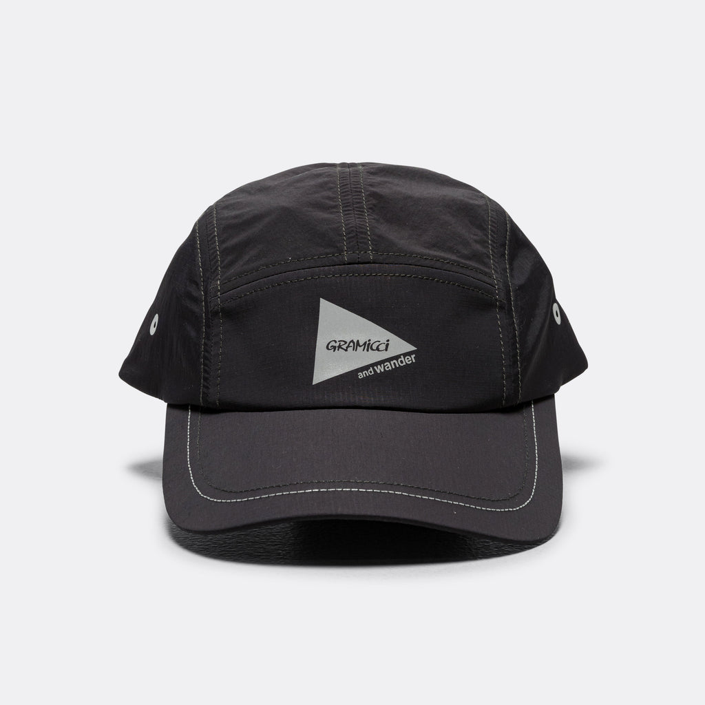 Patchwork Wind Cap × and wander - Black