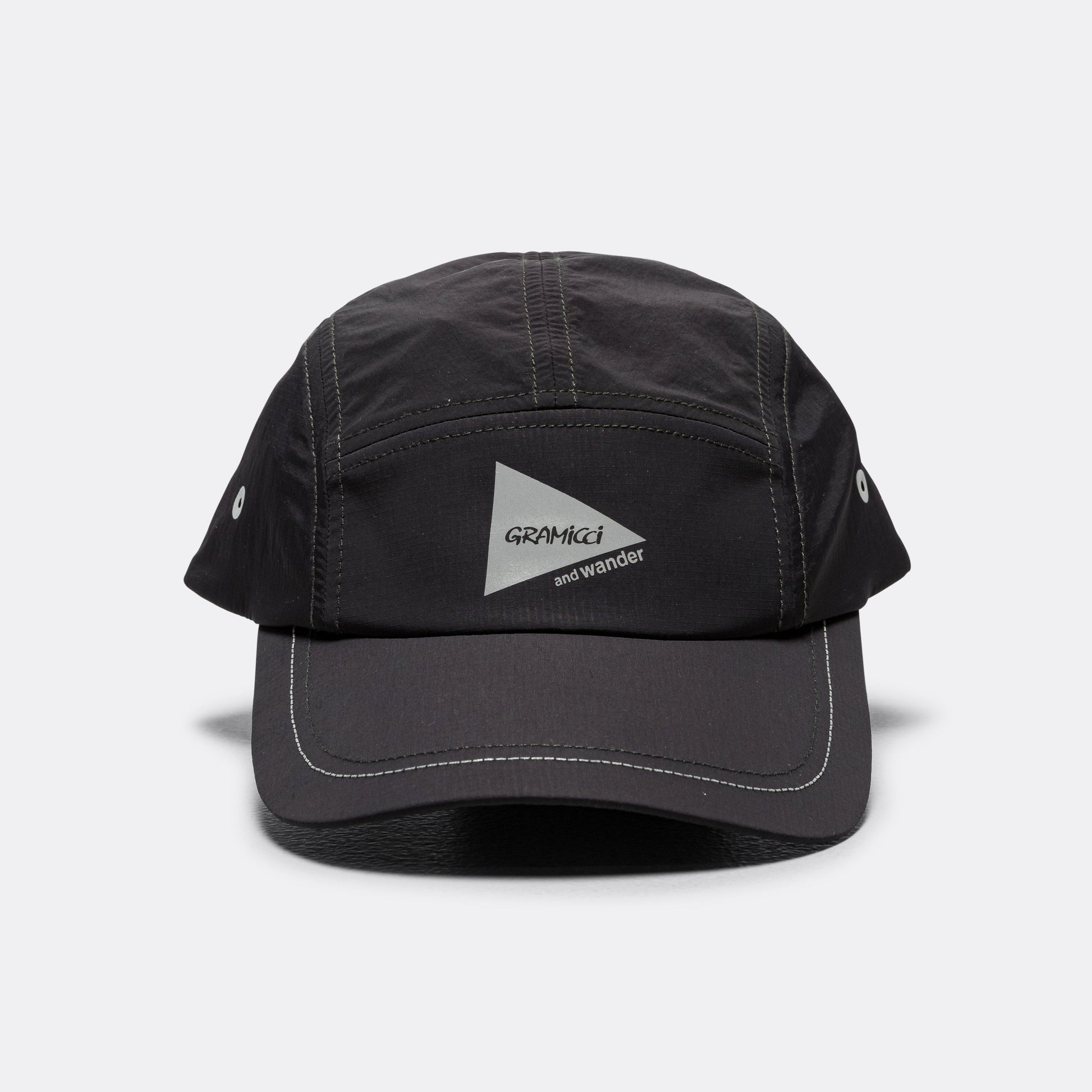 Patchwork Wind Cap × and wander - Black