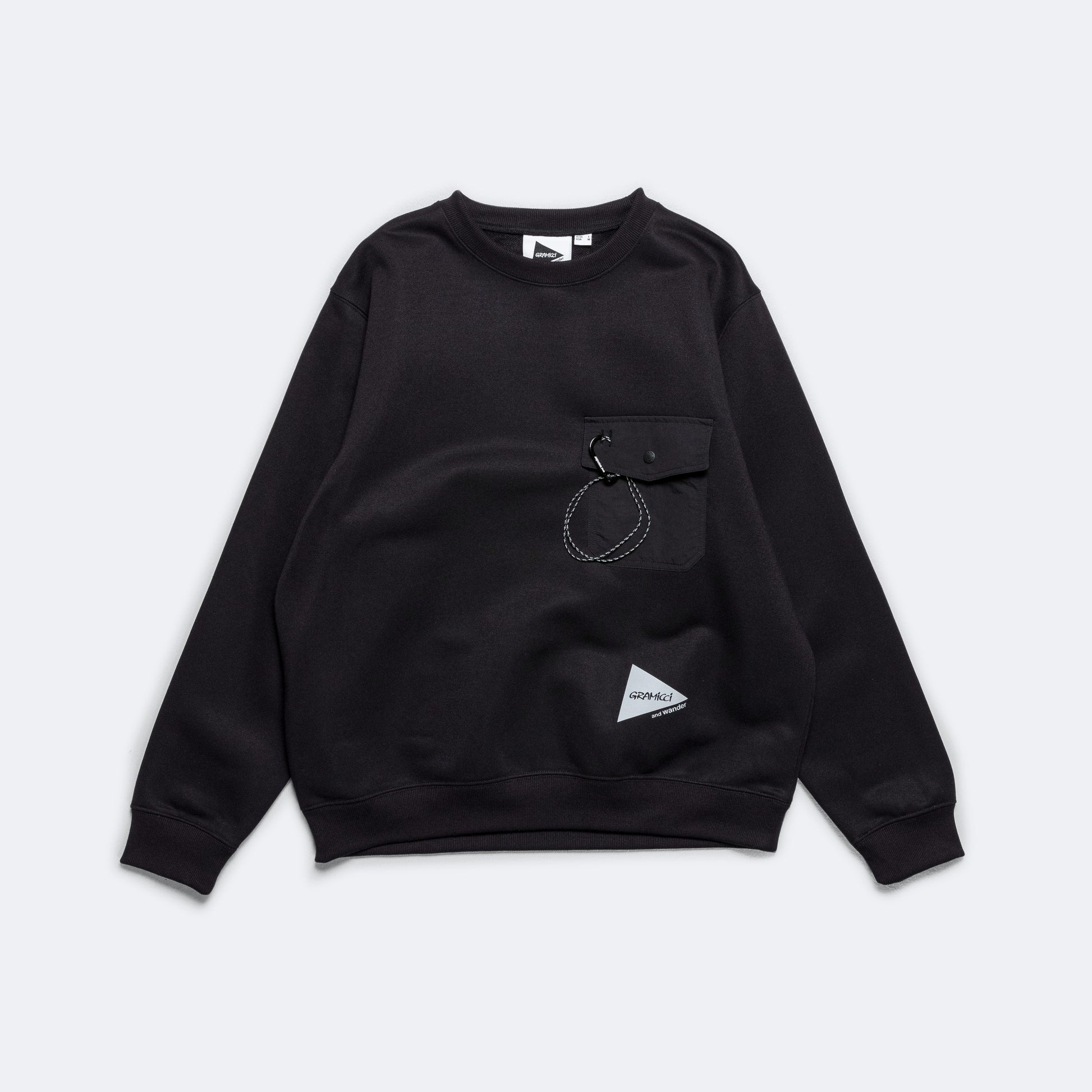 Pocket Sweatshirt × and wander - Black