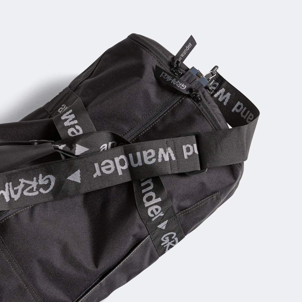Patchwork Boston Bag × and wander - Black