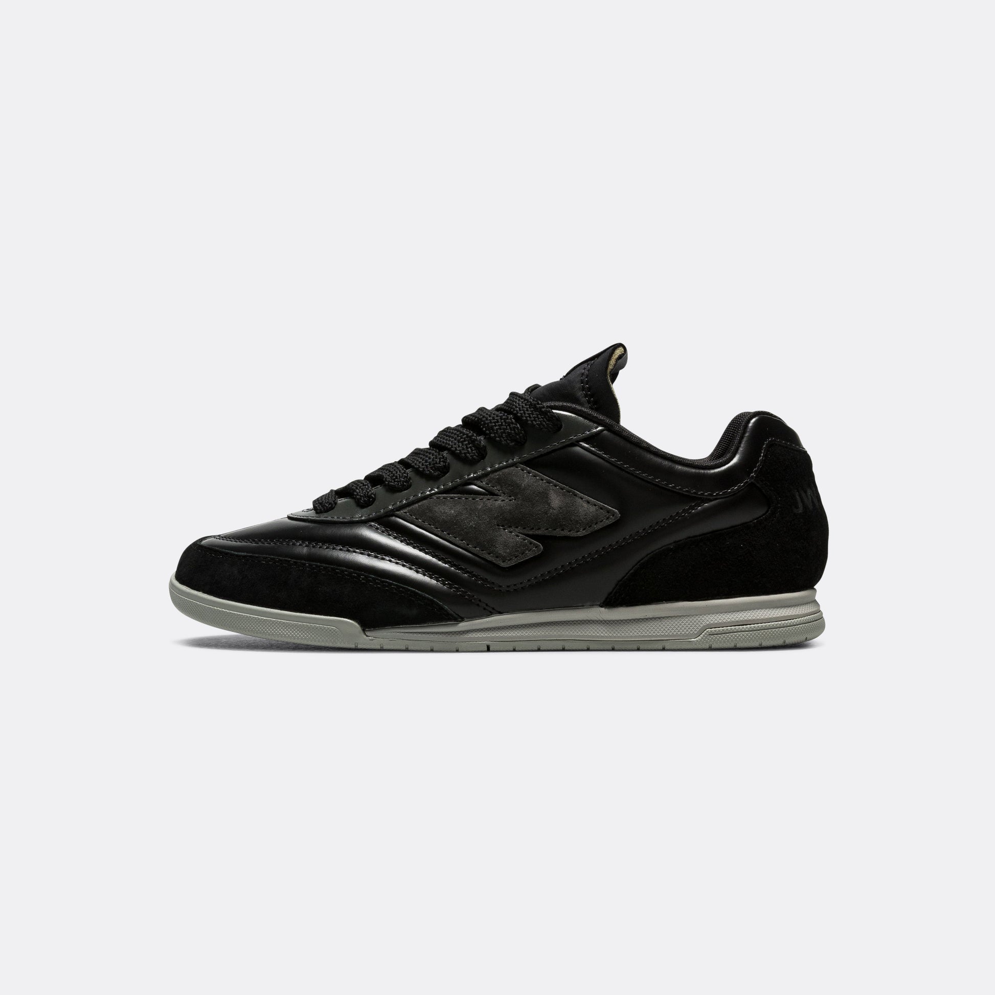 New Balance RC42 - Black