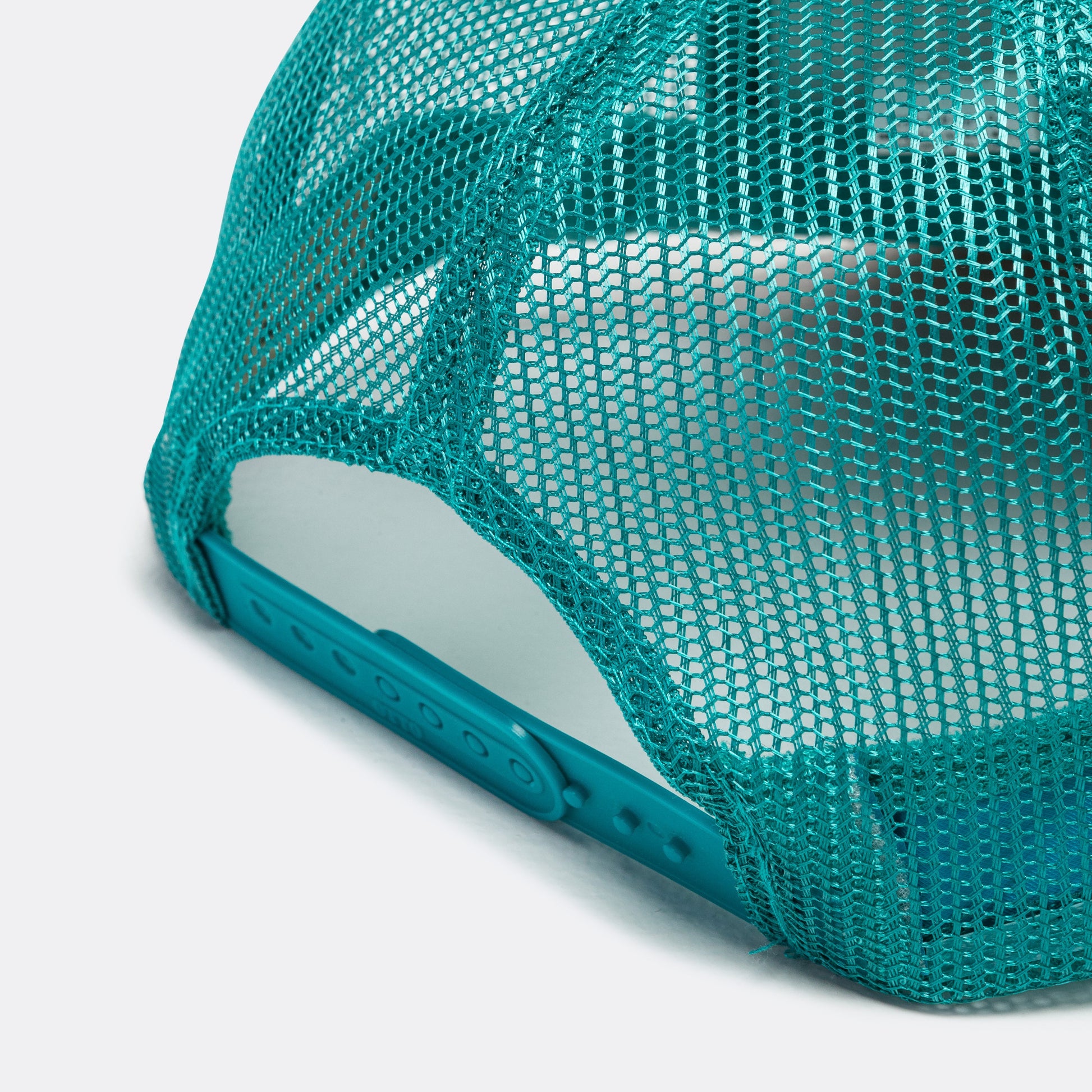 CONEYCOWBOWY Trucker CAP - Turquoise x Beige