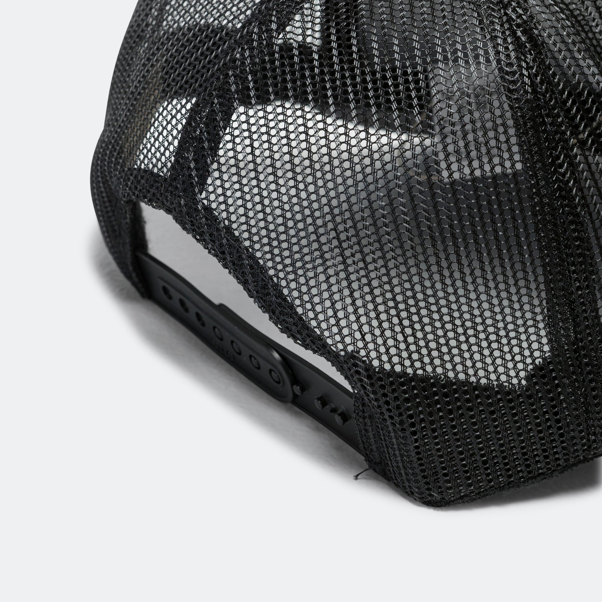 CONEYCOWBOWY Trucker CAP - Black x Gray