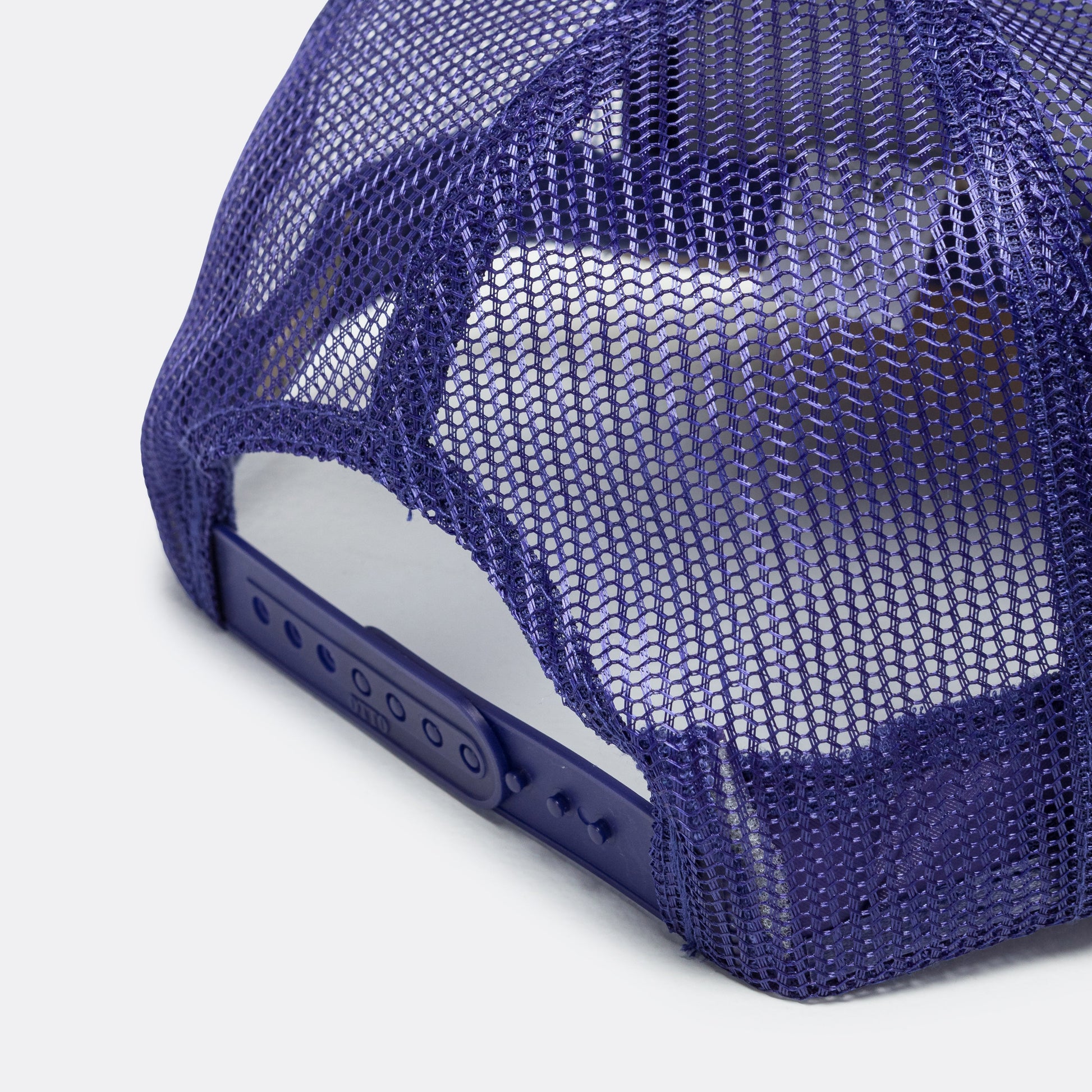 CONEYCOWBOWY Trucker CAP - Purple x Ecru