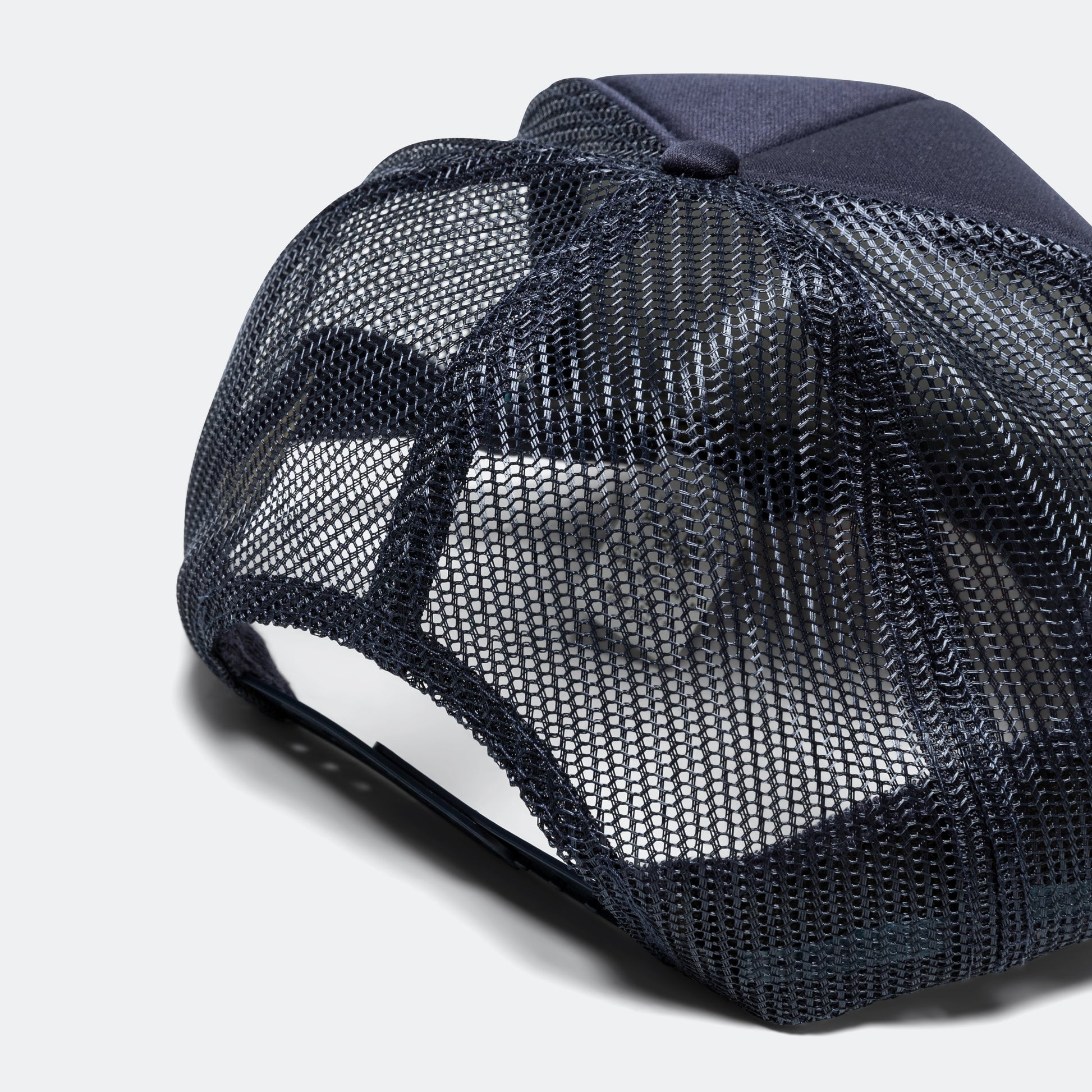 LUCKY BATTERY BIRD Truck Cap - Navy/Kinari