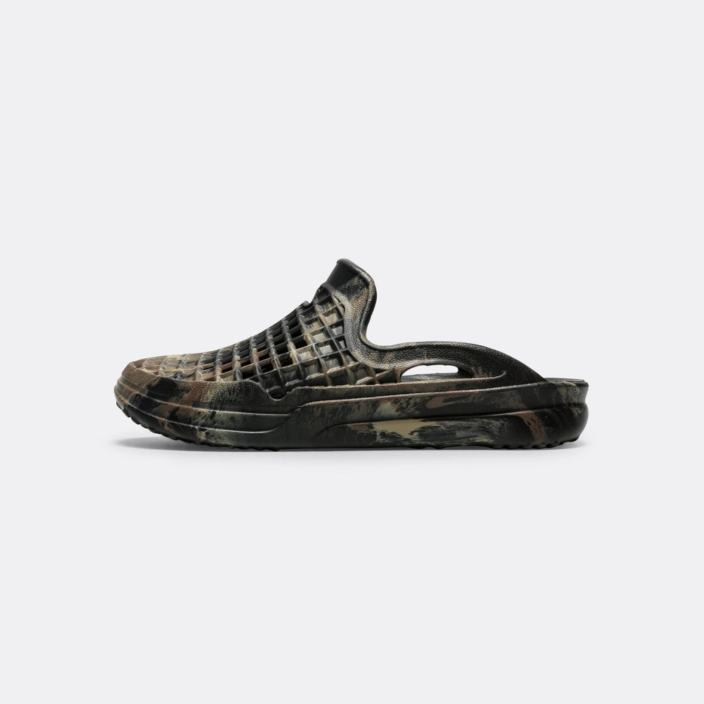 Scenario Slide - Woodland Camo