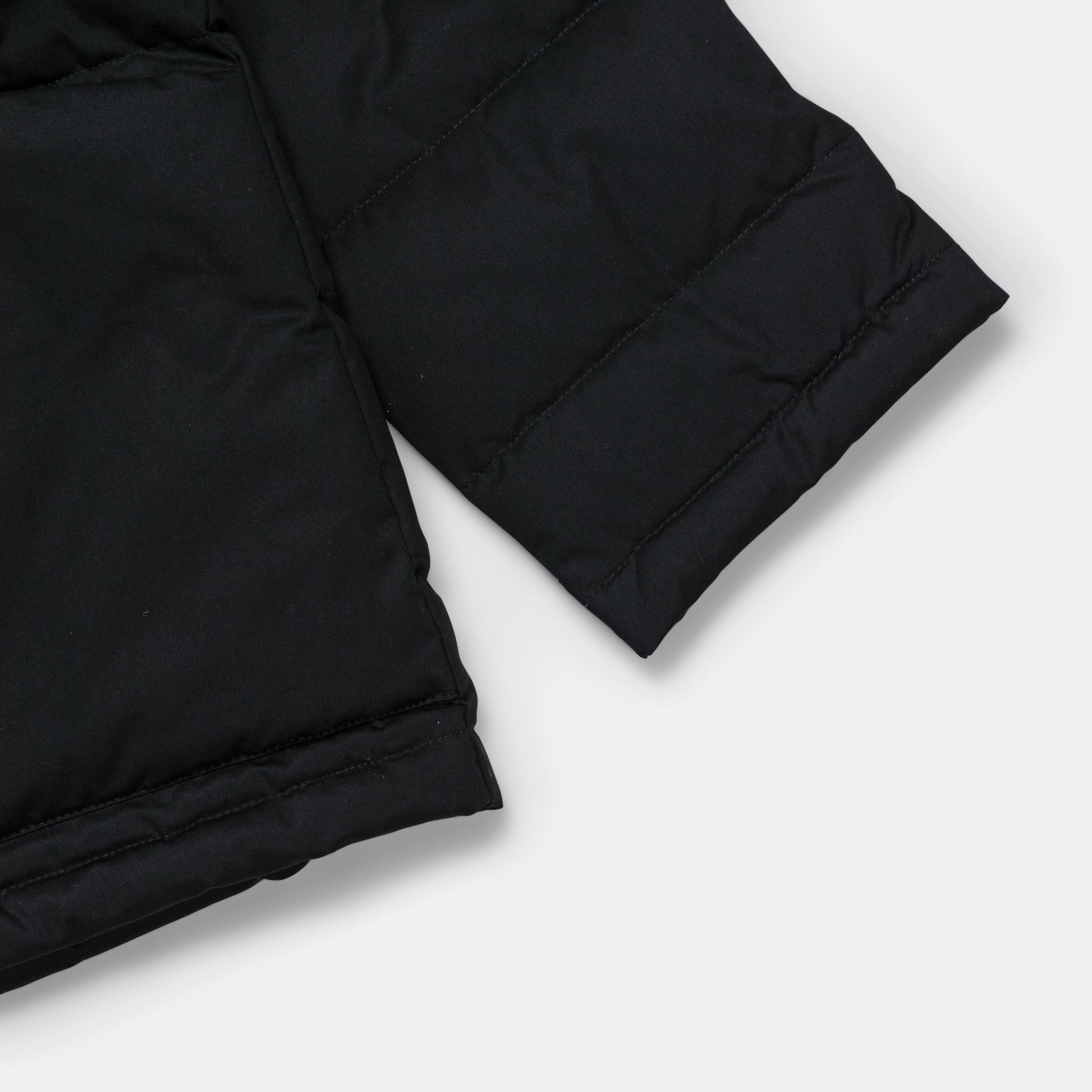 Cotton Peach Down Hanten - Black