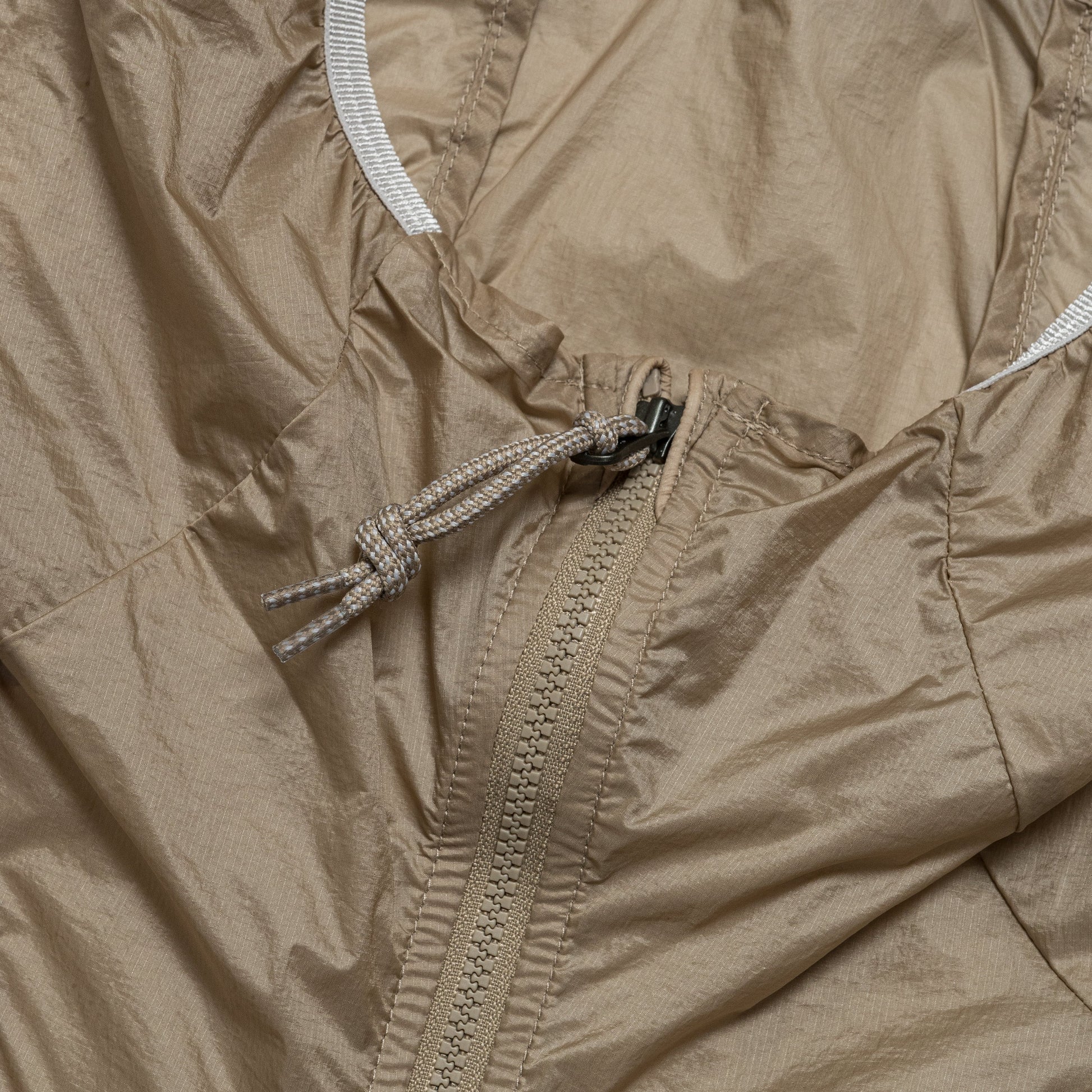 ACG Windproof 'Cinder Cone' - Khaki/Summit White