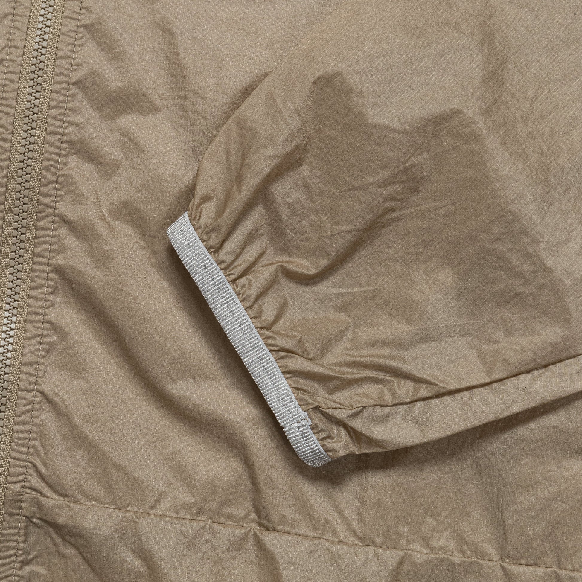 ACG Windproof 'Cinder Cone' - Khaki/Summit White