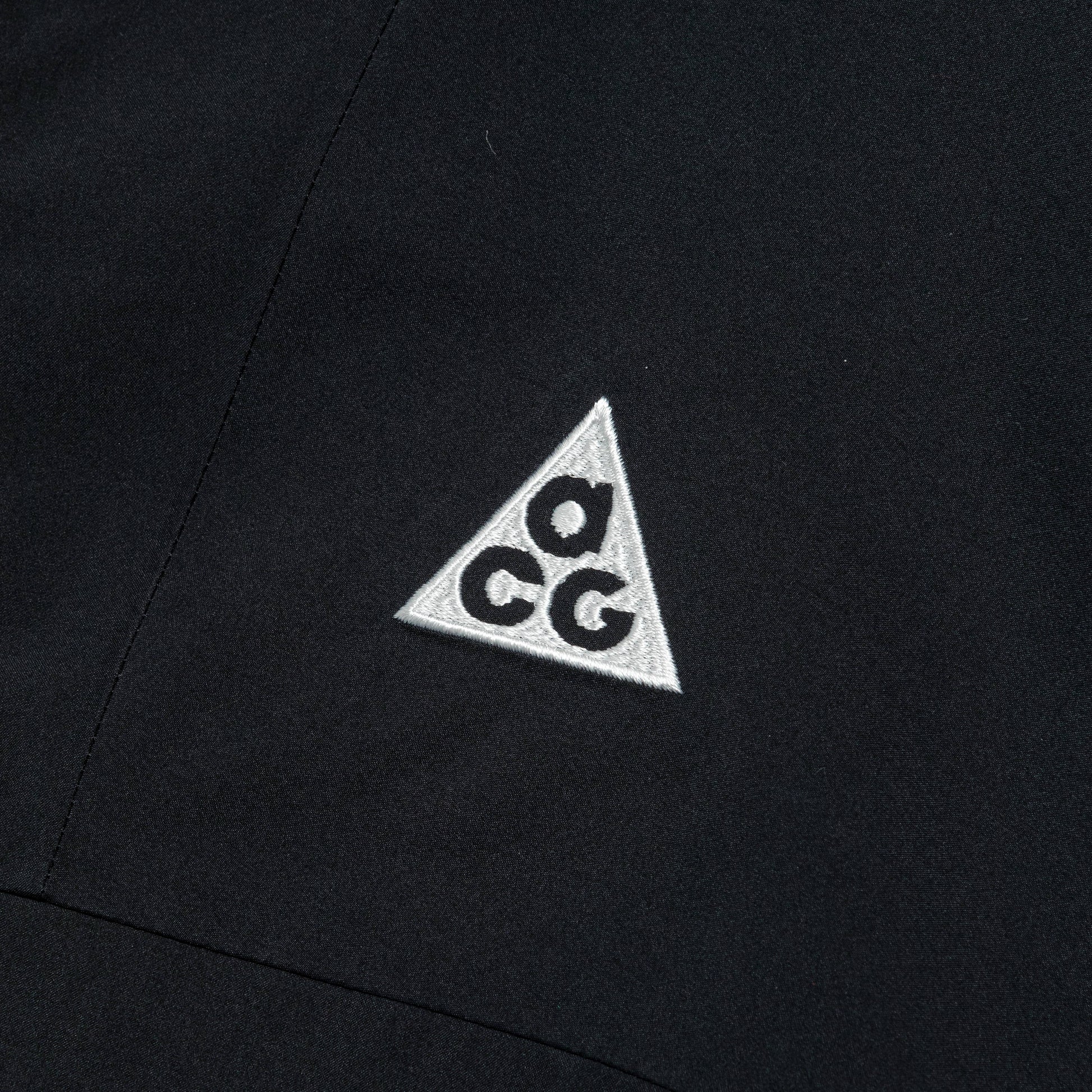 Storm-FIT Cascade Rains Jacket - Black/Summit White