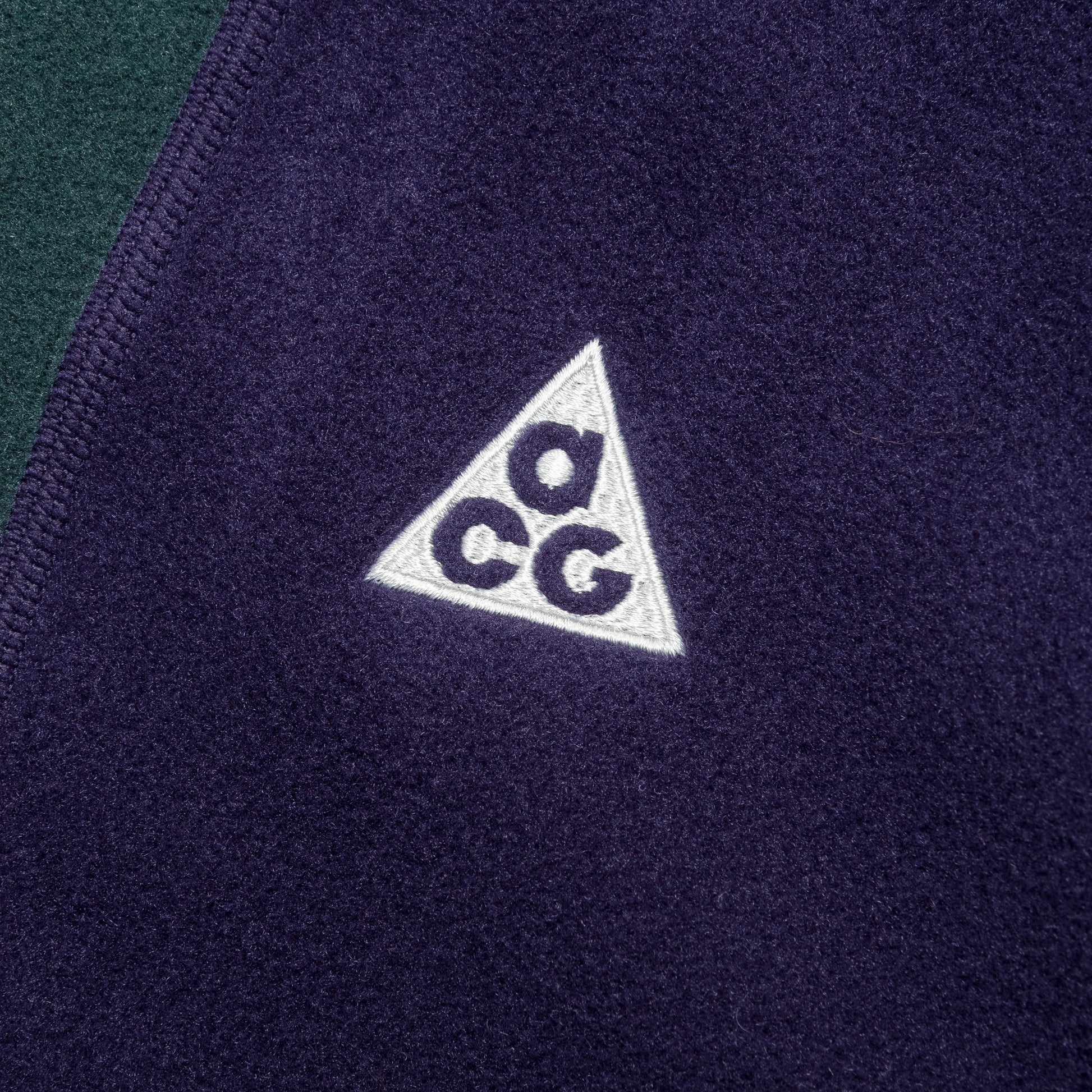 Polartec® 'Wolf Tree' Pullover - Deep Jungle/Purple Ink-Summit White