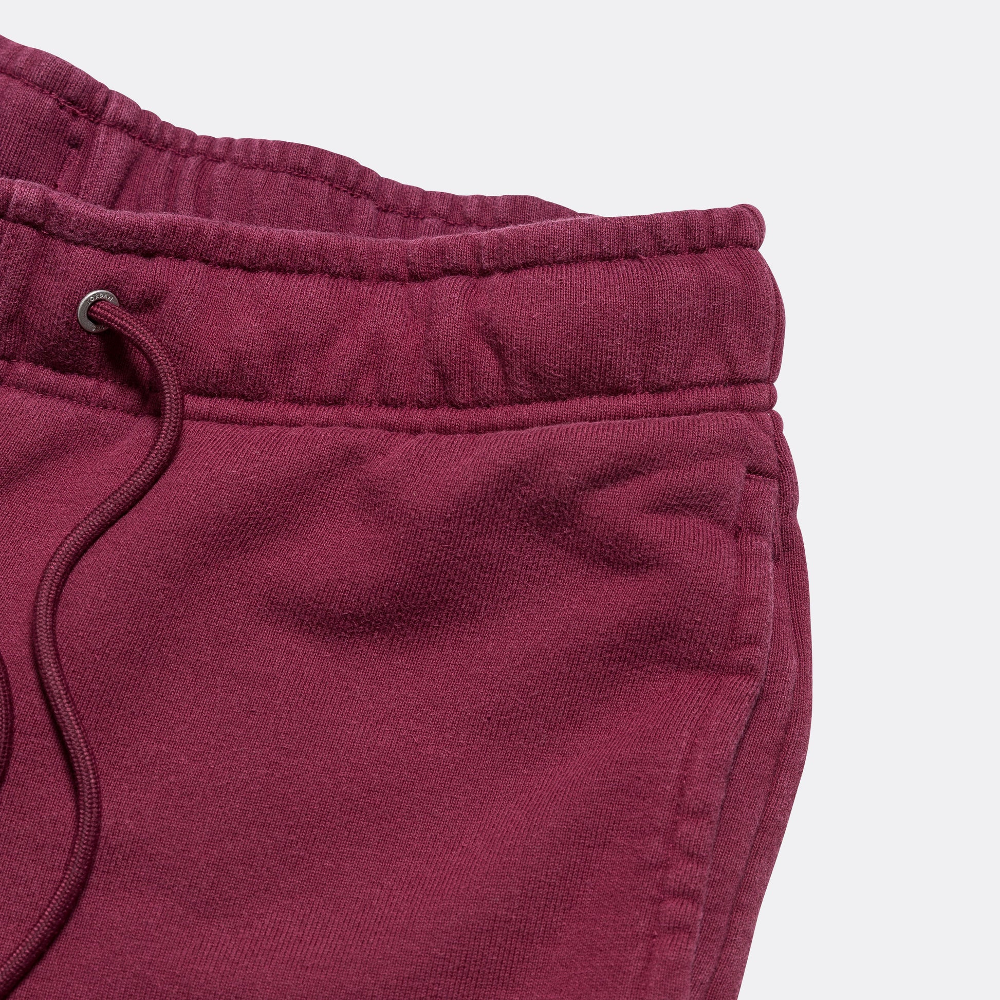 Wordmark Fleece Short - Cherrywood Red/Sail
