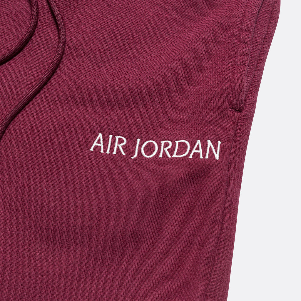 Wordmark Fleece Short - Cherrywood Red/Sail