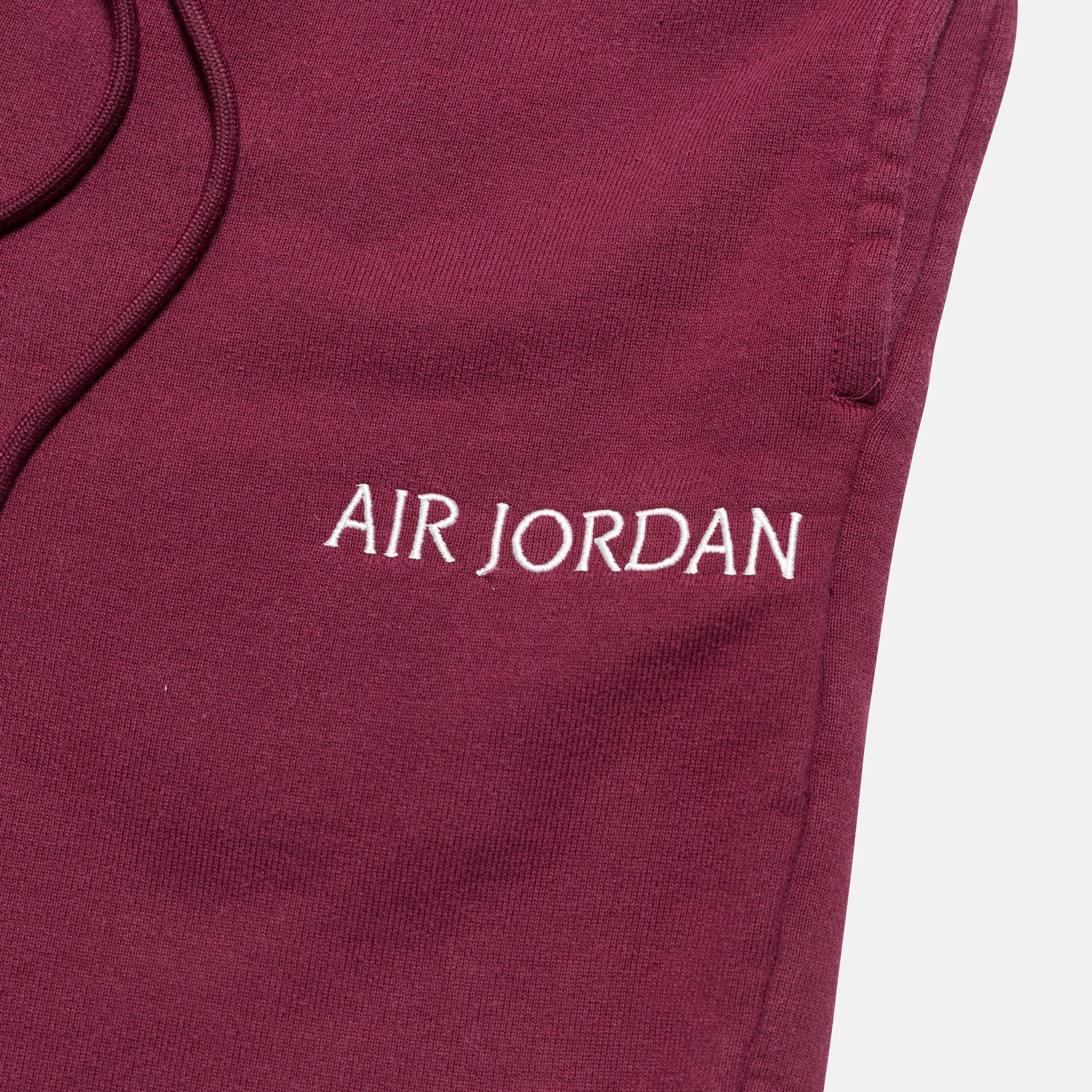 Wordmark Fleece Short - Cherrywood Red/Sail
