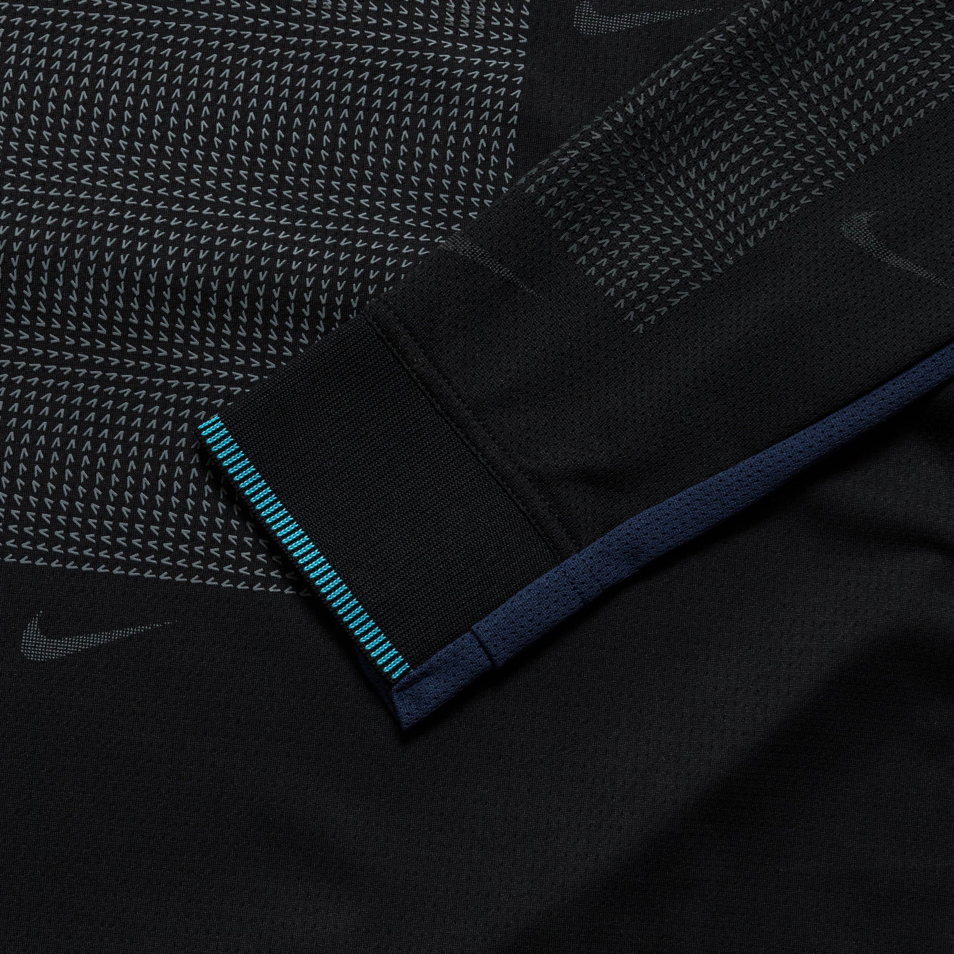 ISPA LS Top - Black/Midnight Navy
