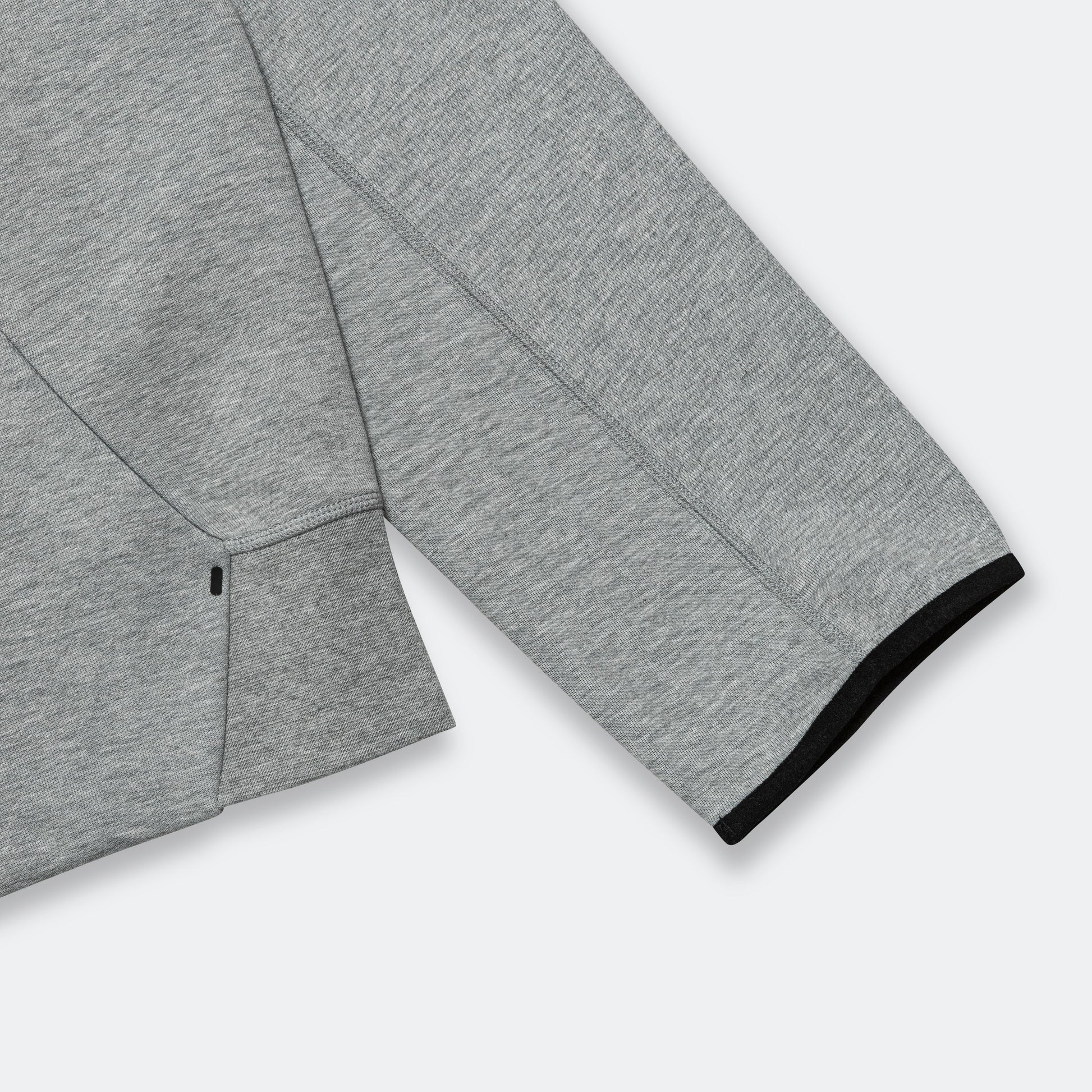 Tech Fleece '10 Year Anniversary' OG Crew - Dk Grey Heather