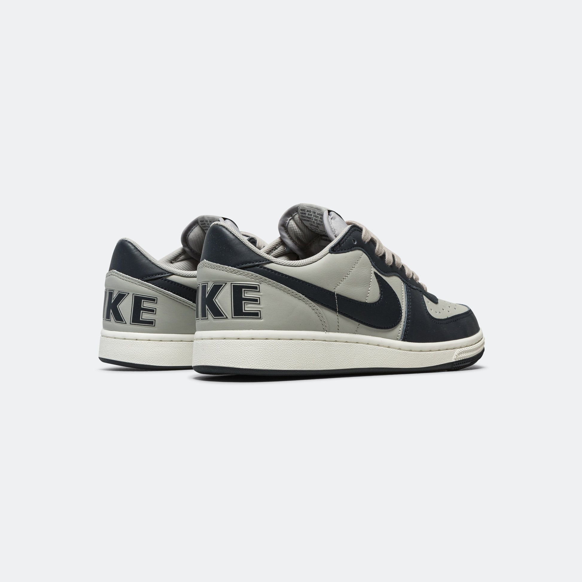 Terminator Low - Granite/Dark Obsidian-Sail