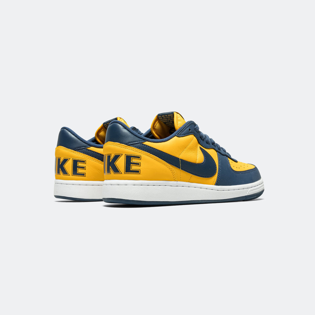 Terminator Low OG - University Gold/Navy-White