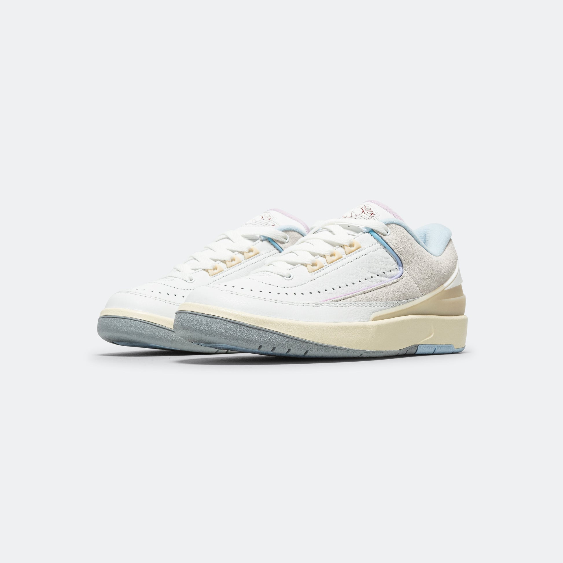 Womens Air Jordan 2 Retro Low - Summit White/Varsity Red-Ice Blue