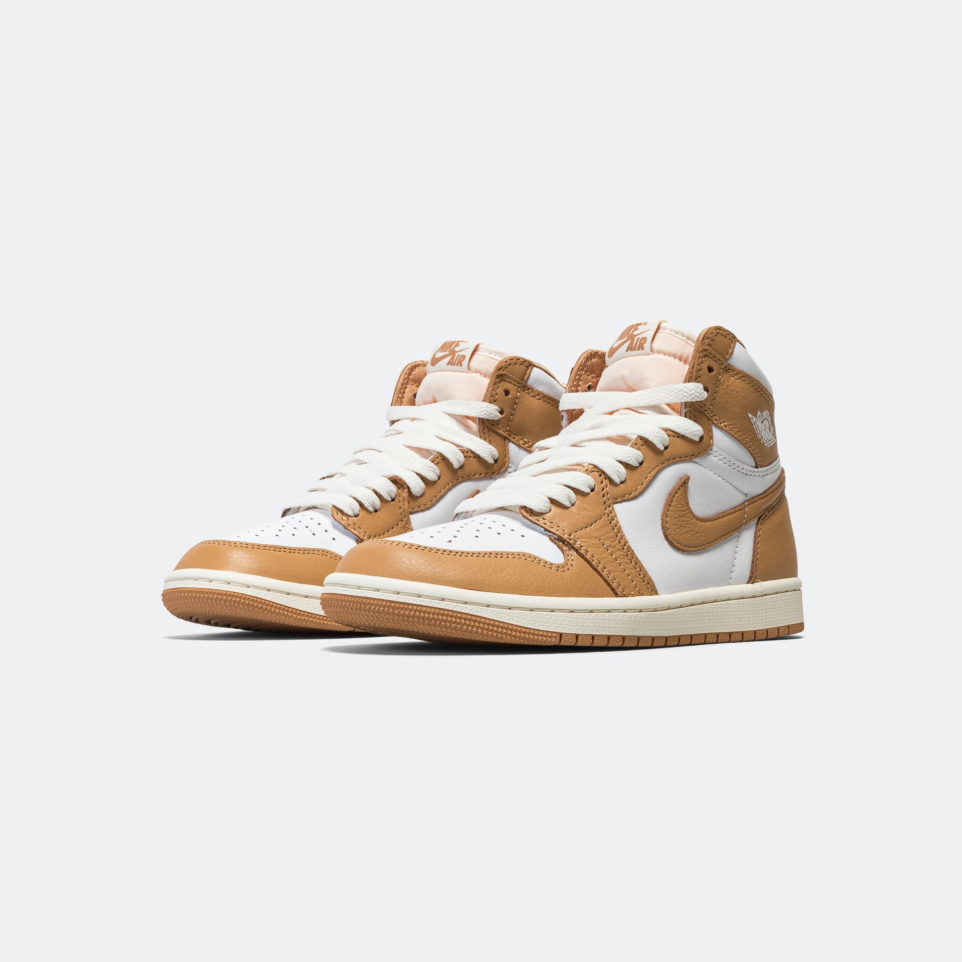 Womens Air Jordan 1 Retro Hi OG - Praline/White-Black