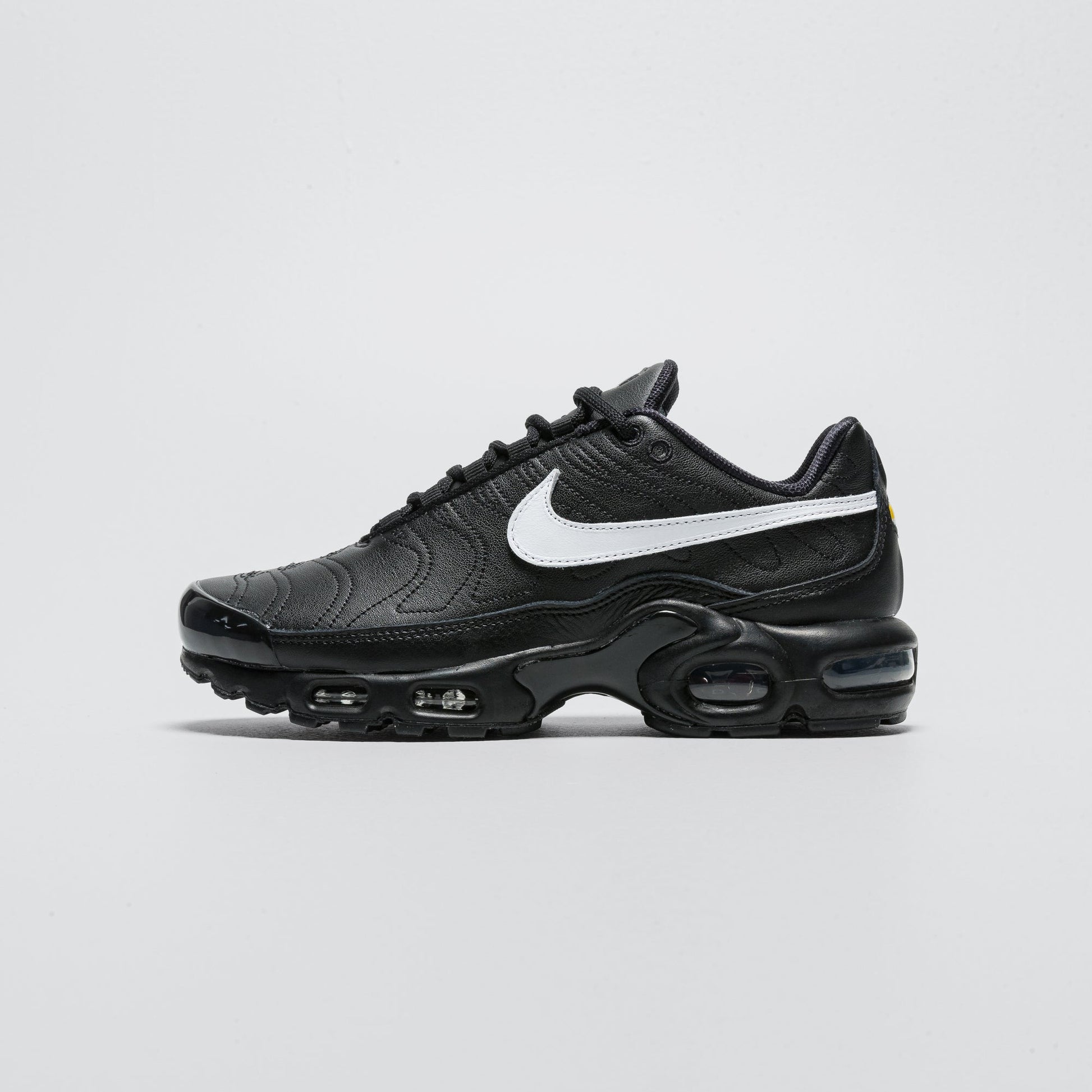 Womens Air Max Plus - Black/White
