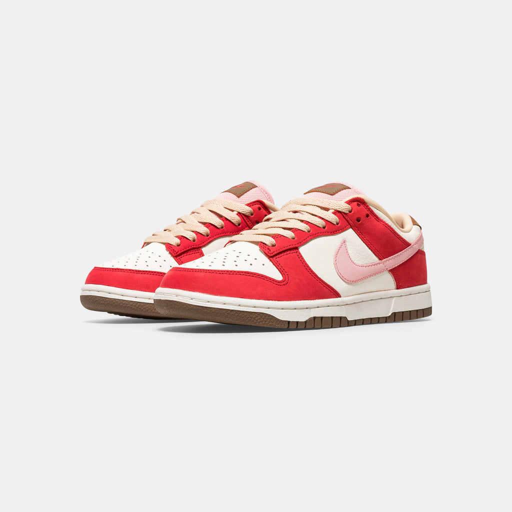 Womens Dunk Low PRM - Sport Red/Sheen-Straw-Sail