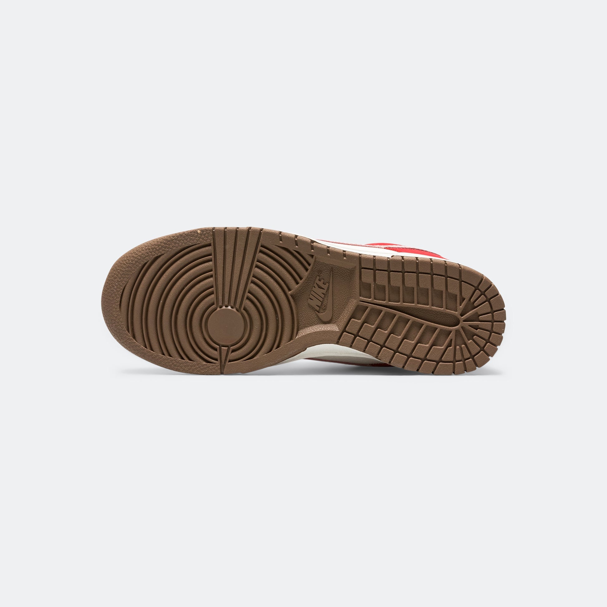 Womens Dunk Low PRM - Sport Red/Sheen-Straw-Sail
